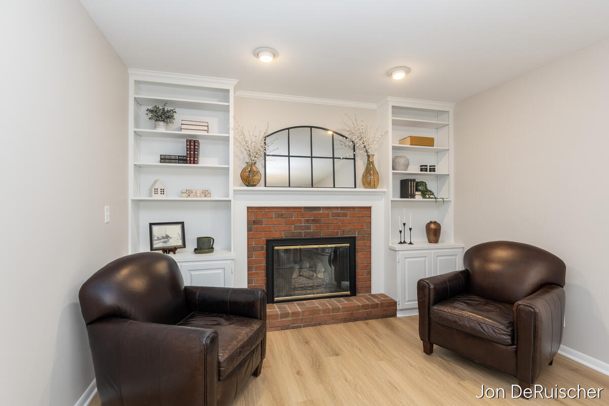 2656 Vassar Drive SE Grand Rapids MI 49506
