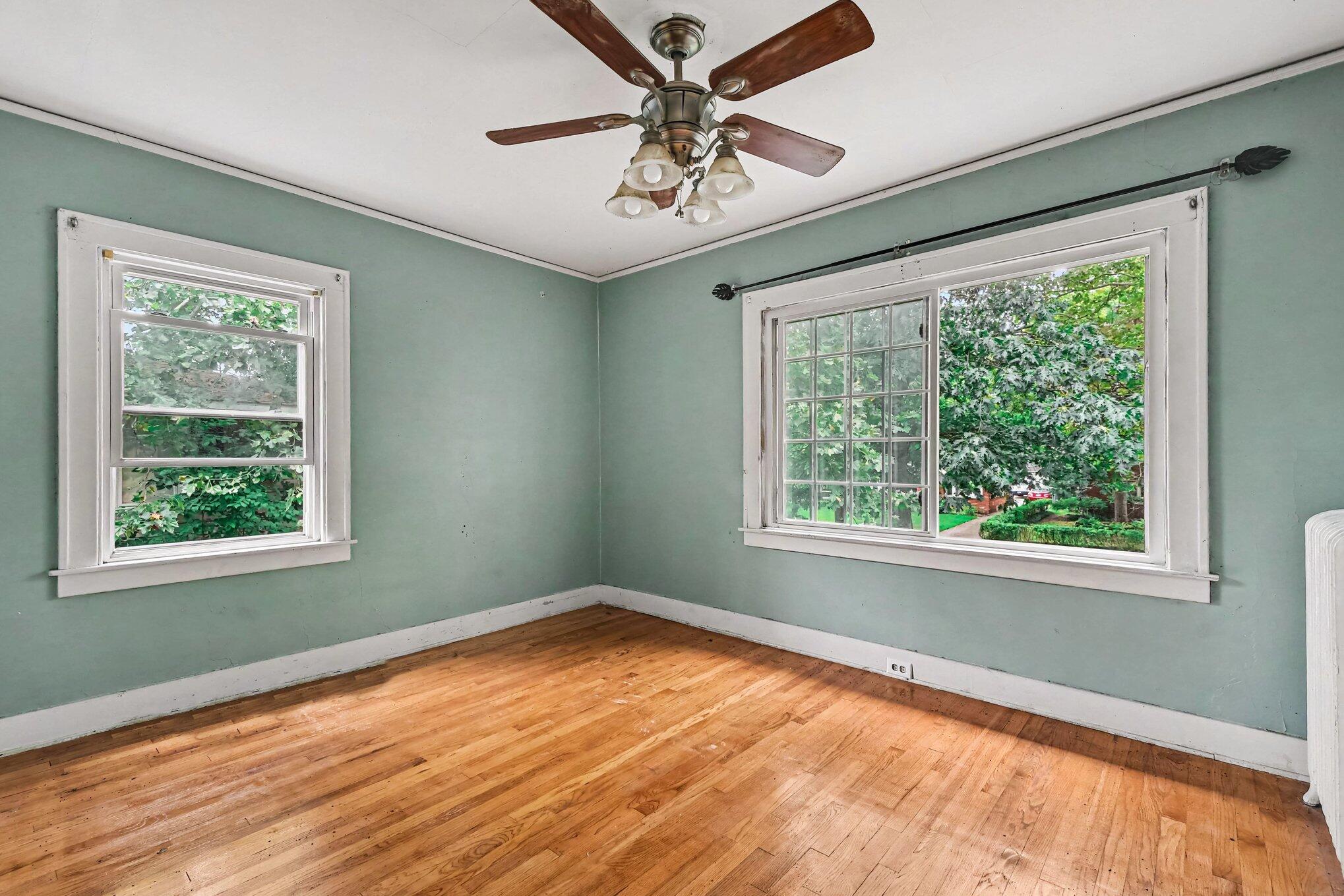 319 Aurora Street SE Grand Rapids MI 49507