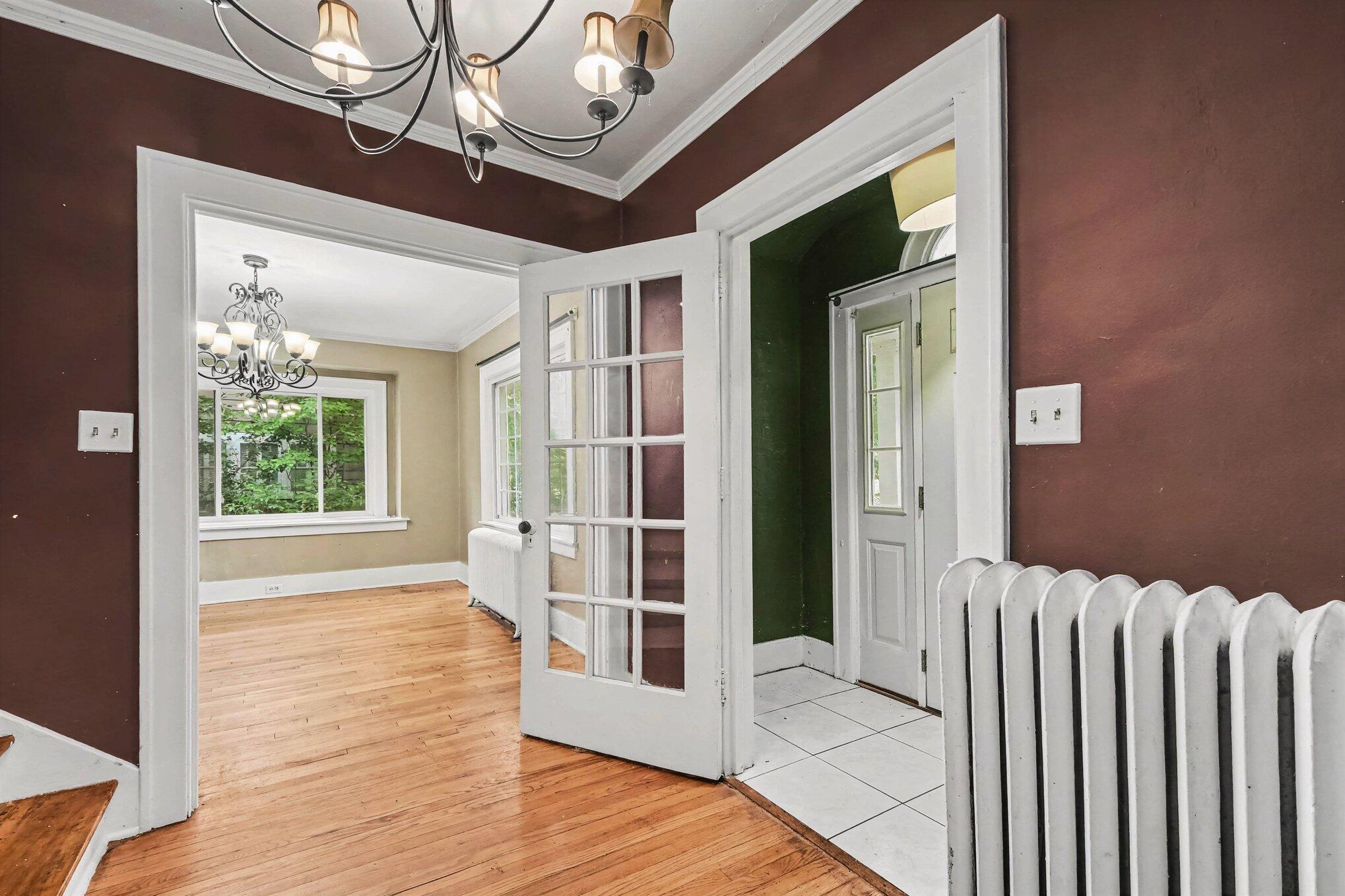 319 Aurora Street SE Grand Rapids MI 49507