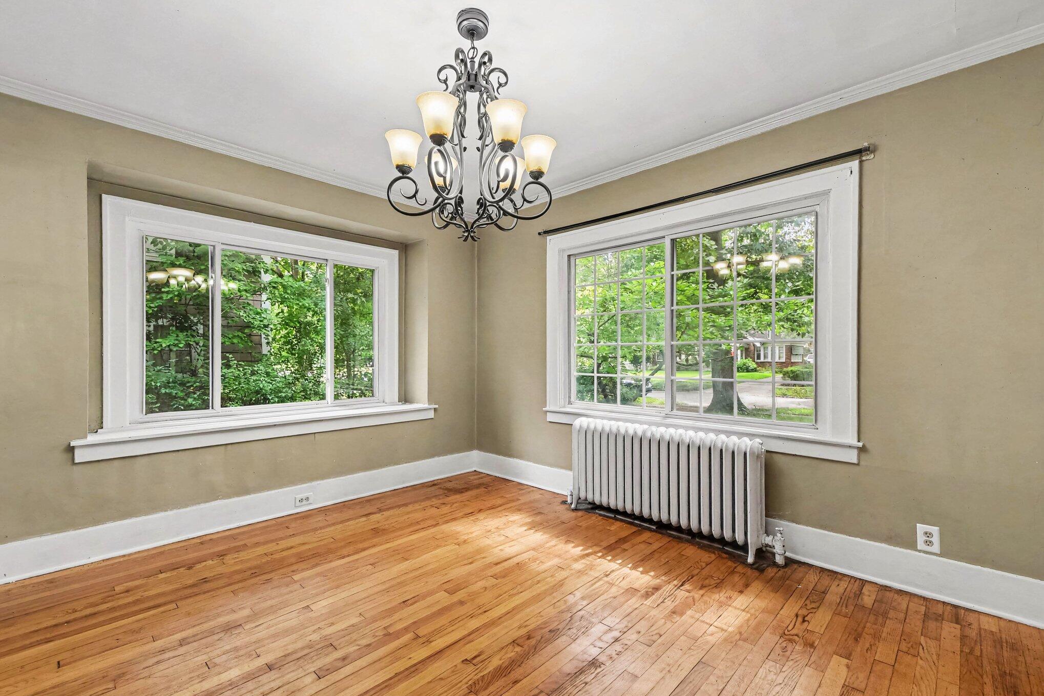 319 Aurora Street SE Grand Rapids MI 49507