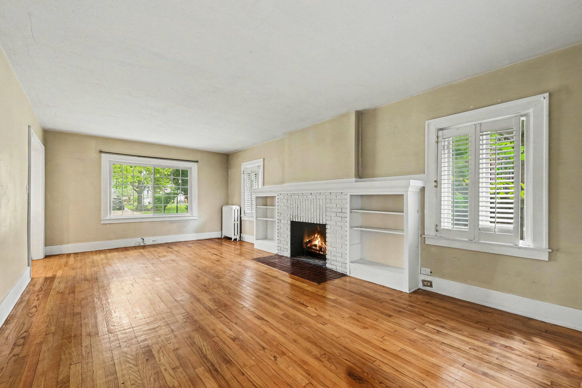 319 Aurora Street SE Grand Rapids MI 49507