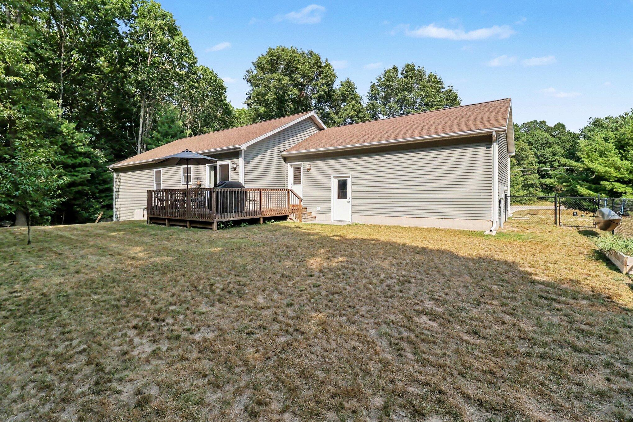 2047 N Lakeshore Drive Ludington MI 49431
