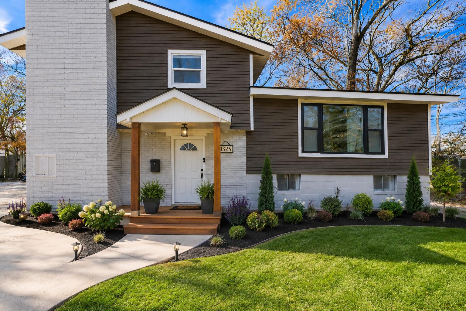 1325 Sumac Street Muskegon MI 49445