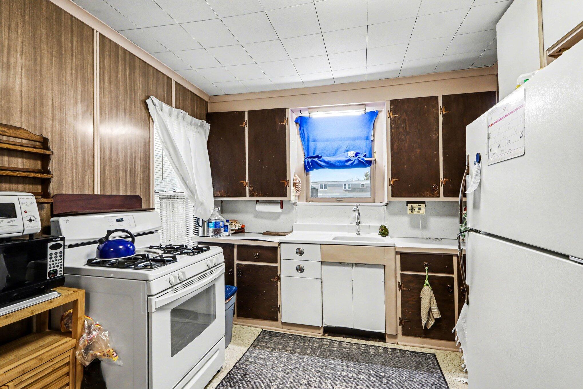 3011 Riverview Drive Kalamazoo MI 49004