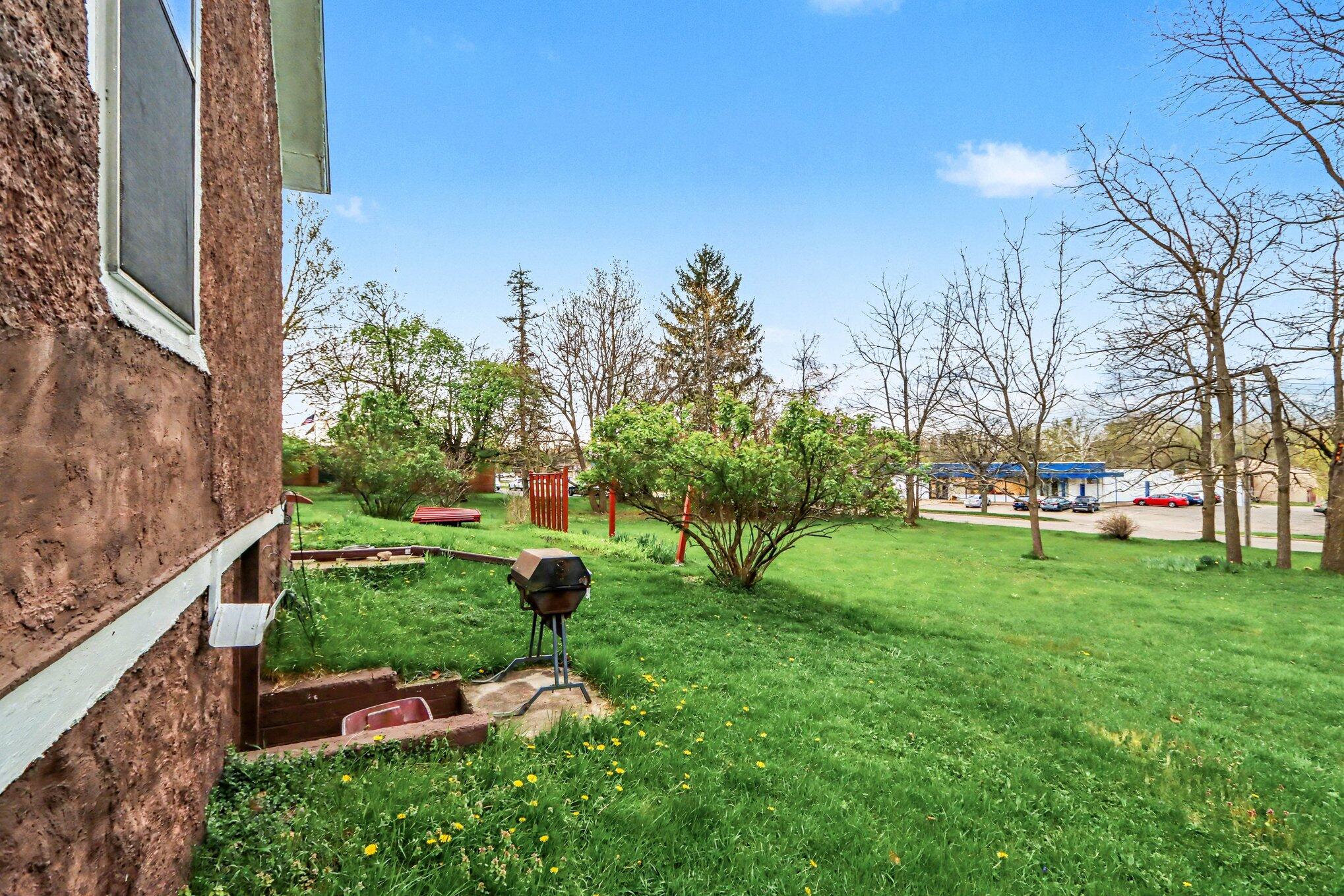 3011 Riverview Drive Kalamazoo MI 49004