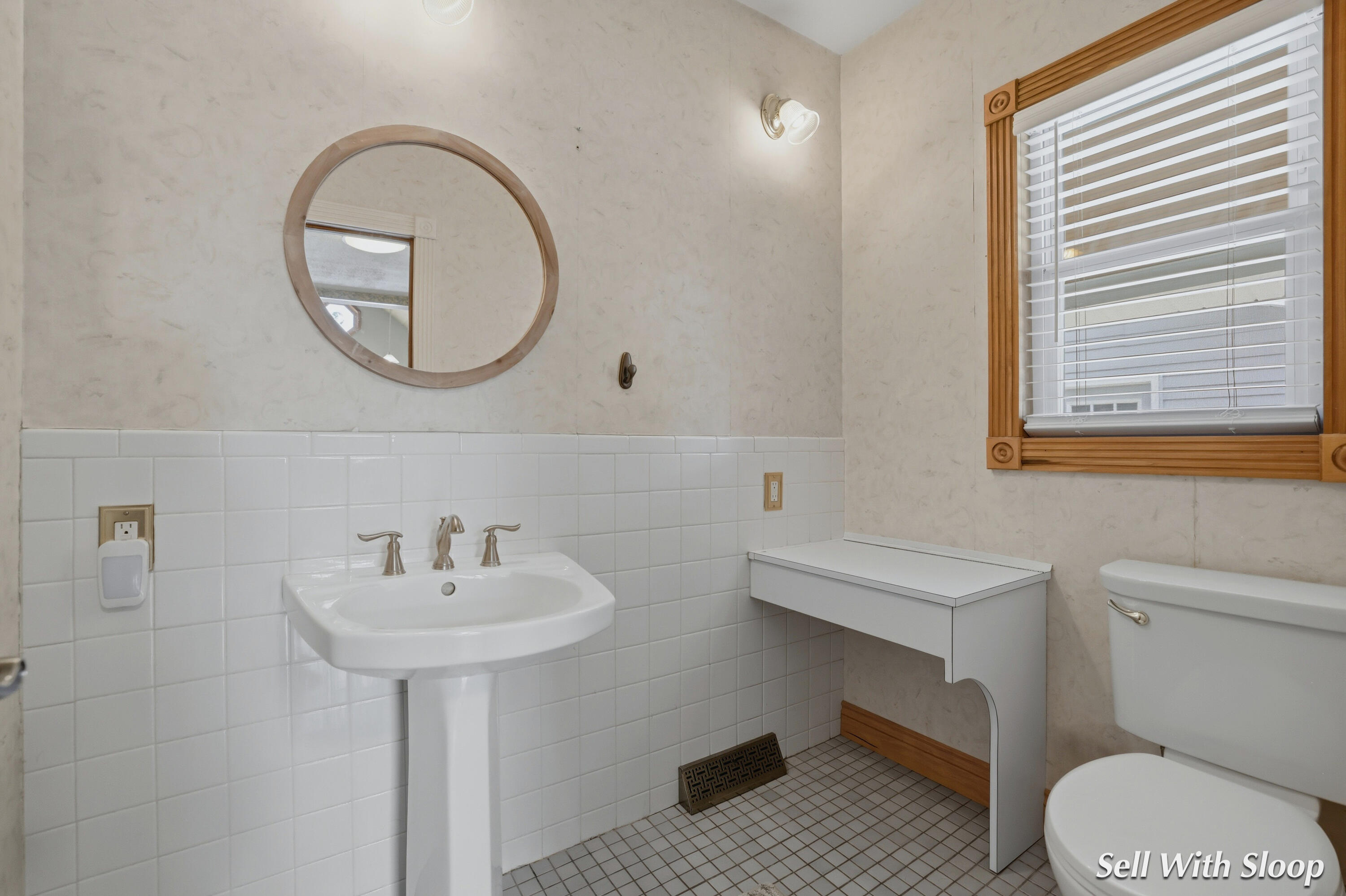3610 Michigan Street NE Grand Rapids MI 49525