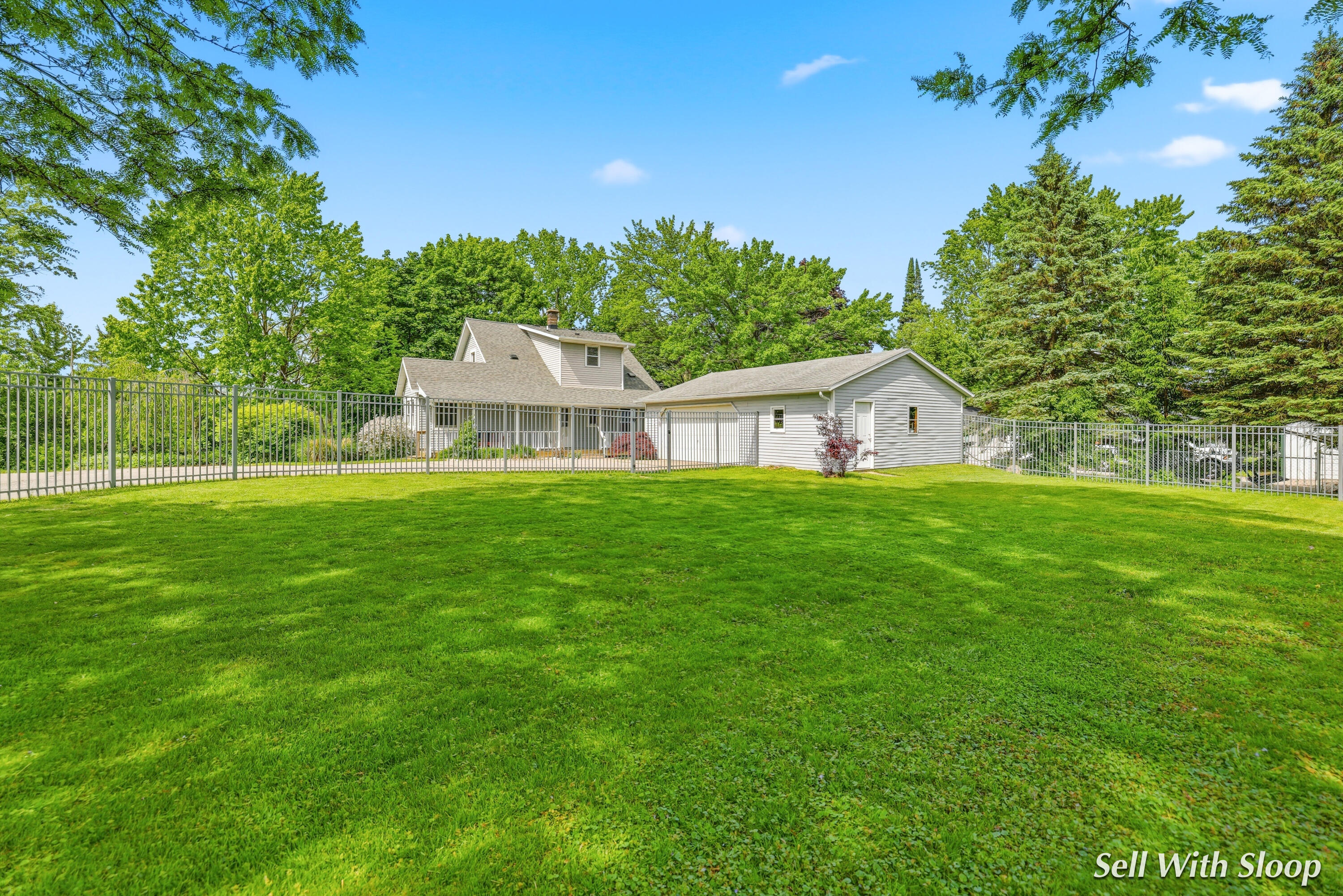 3610 Michigan Street NE Grand Rapids MI 49525