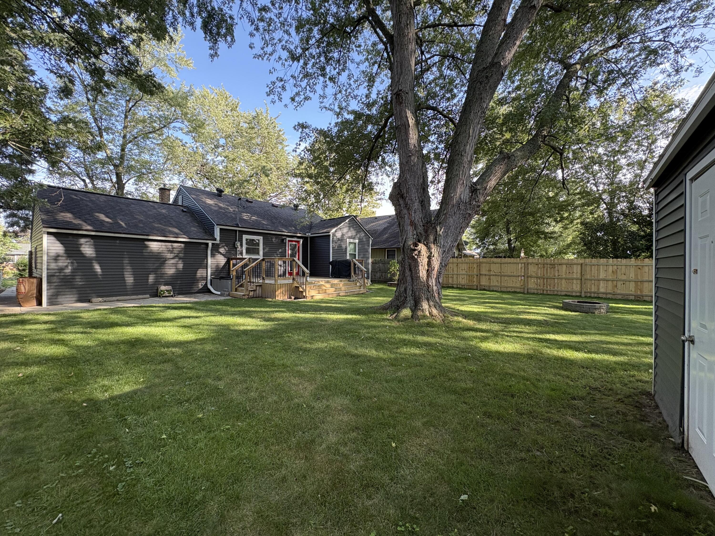 511 Clayton Avenue NW Grand Rapids MI 49534