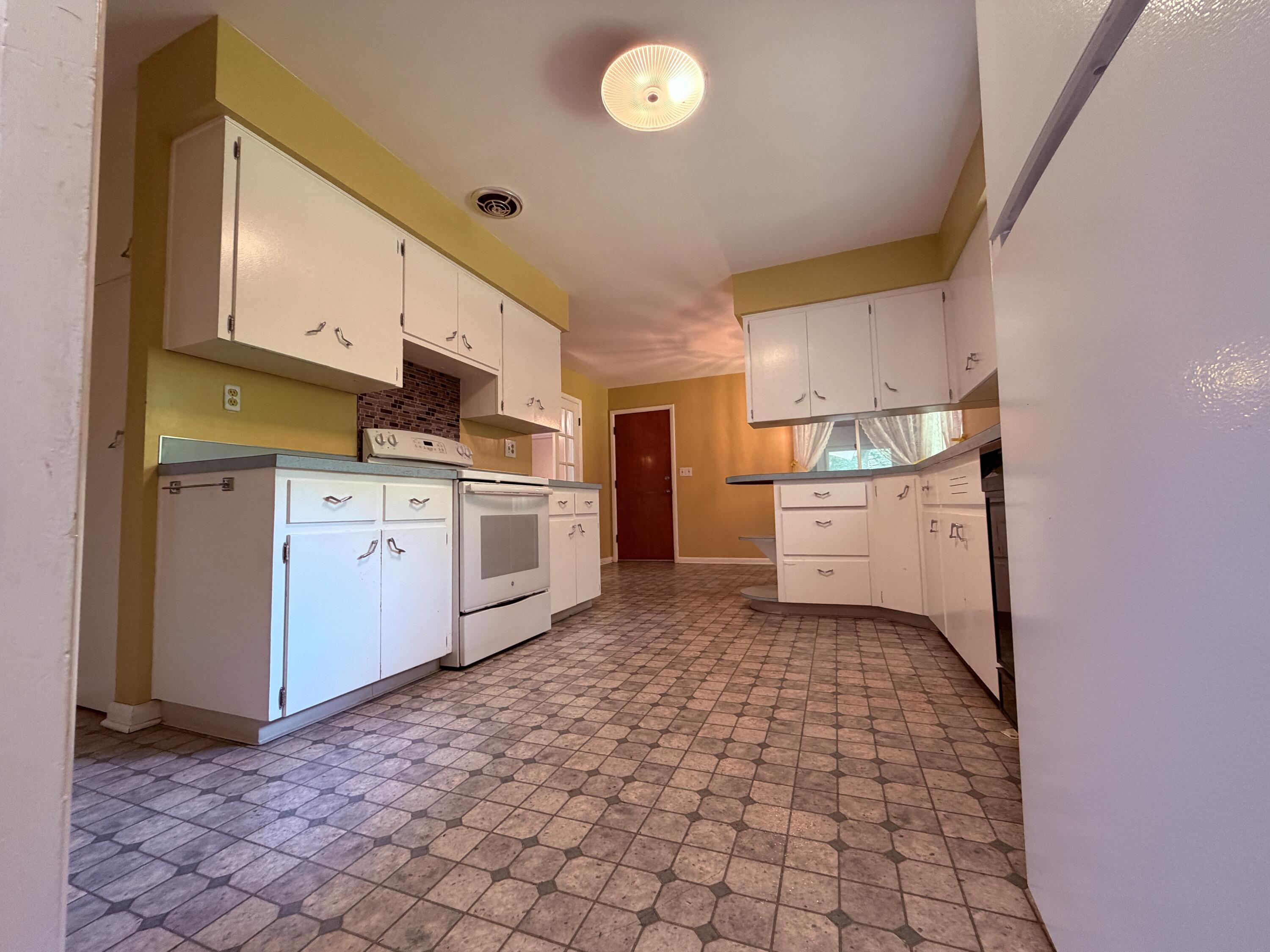 1968 Holton Road Muskegon MI 49445