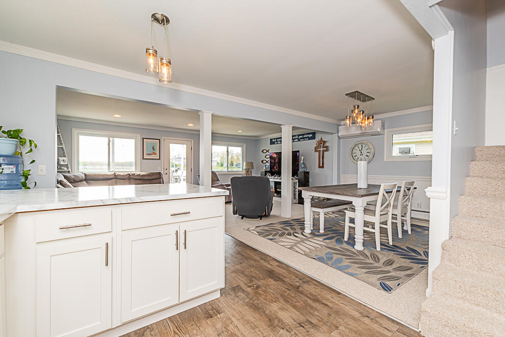 1210 N Eagle Lake Drive Kalamazoo MI 49009