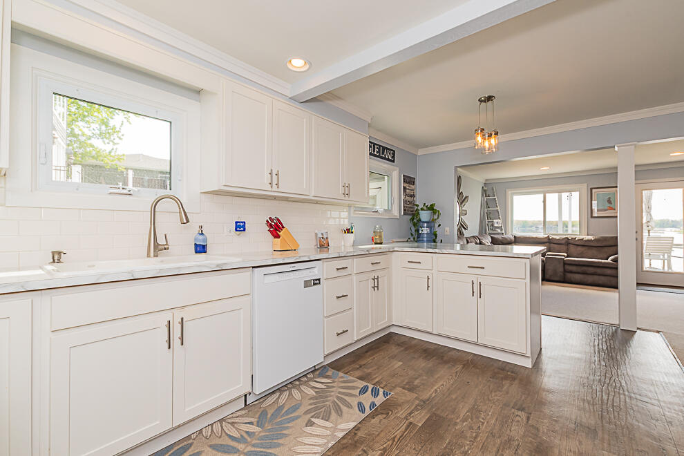 1210 N Eagle Lake Drive Kalamazoo MI 49009