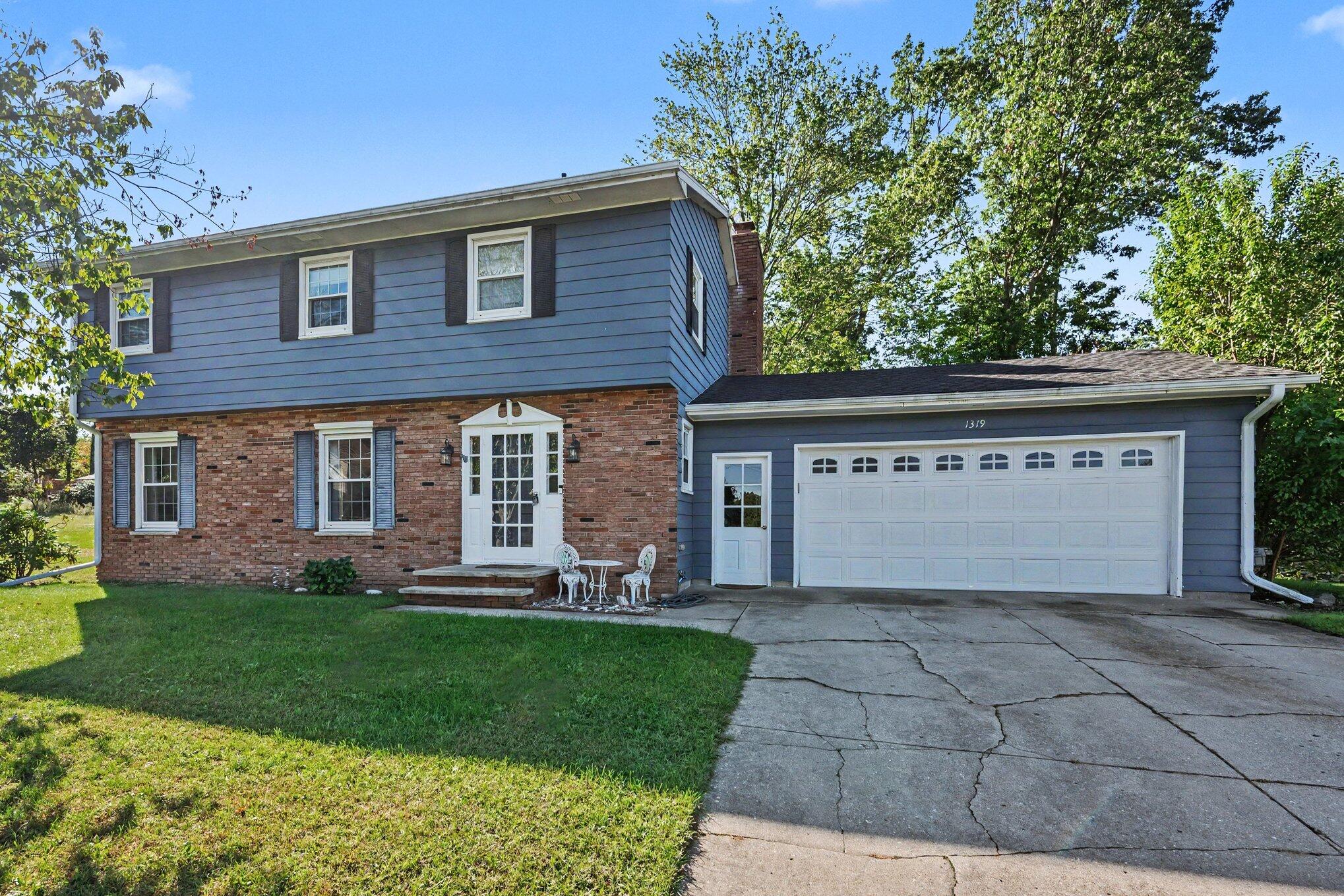 1319 Royal Oak Avenue Portage MI 49024