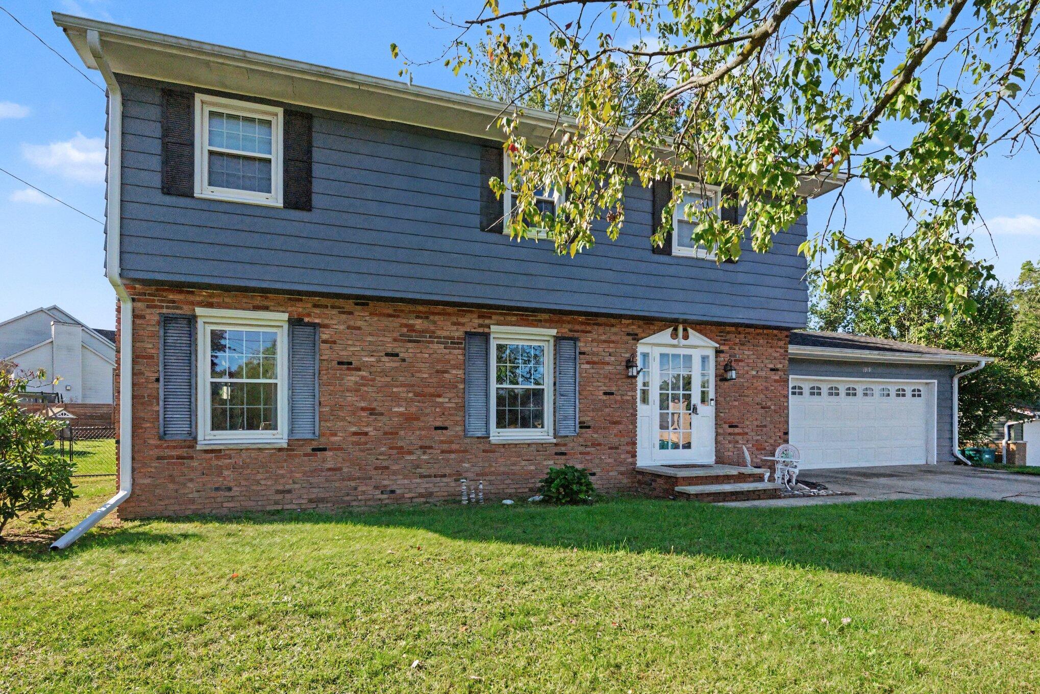 1319 Royal Oak Avenue Portage MI 49024