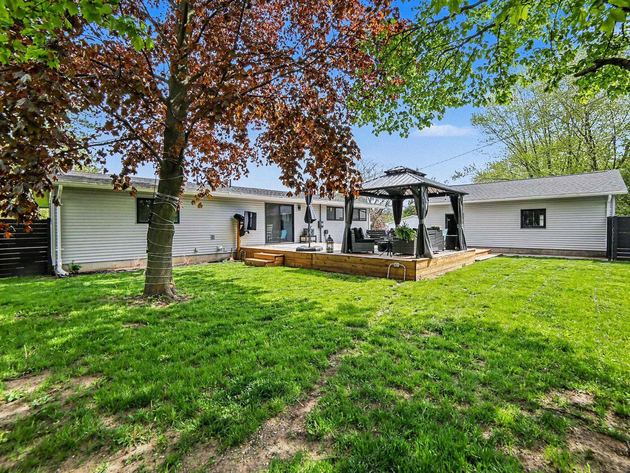 906 Mitchell Street Ludington MI 49431