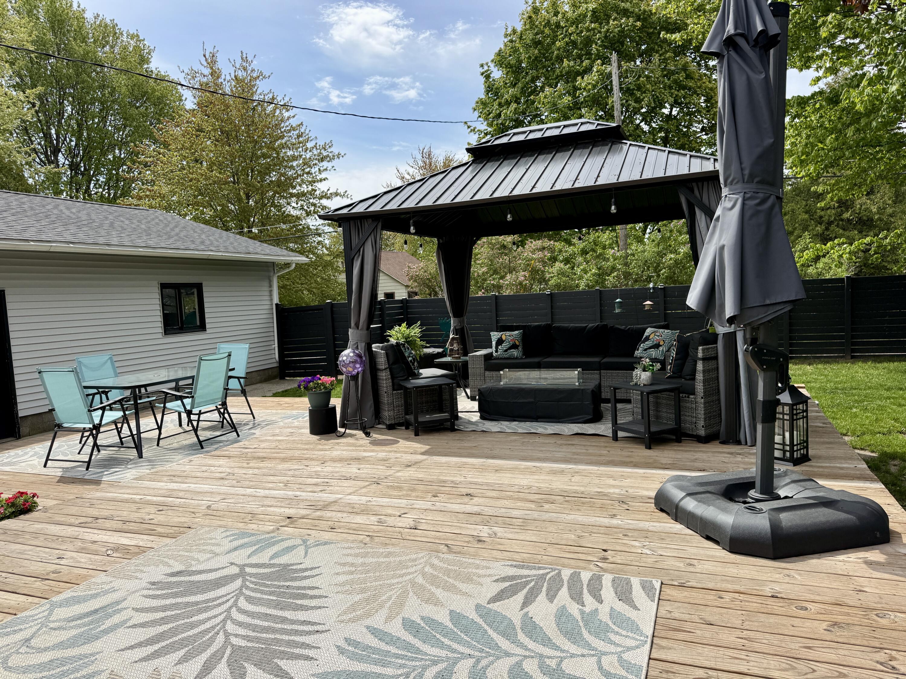 906 Mitchell Street Ludington MI 49431