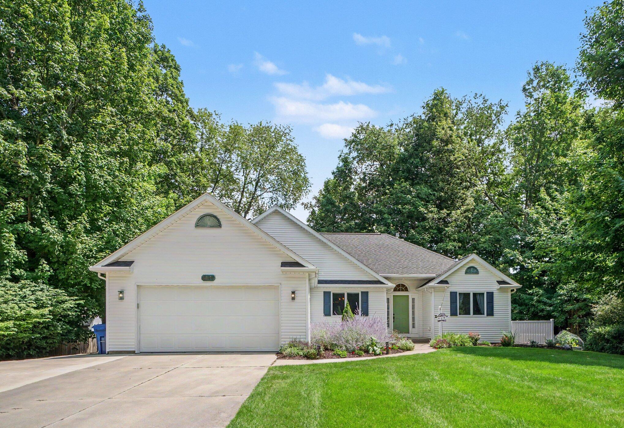 1466 Coolidge Avenue Kalamazoo MI 49006