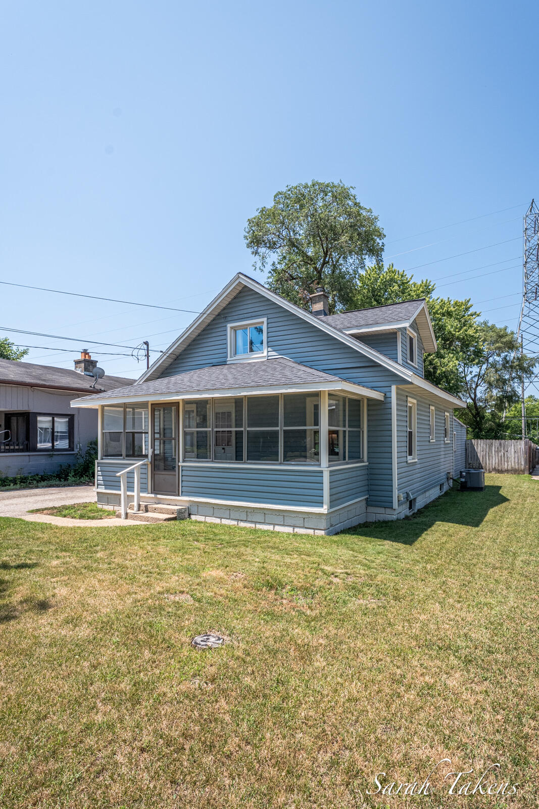 3445 Reiser Avenue SW Grand Rapids MI 49548