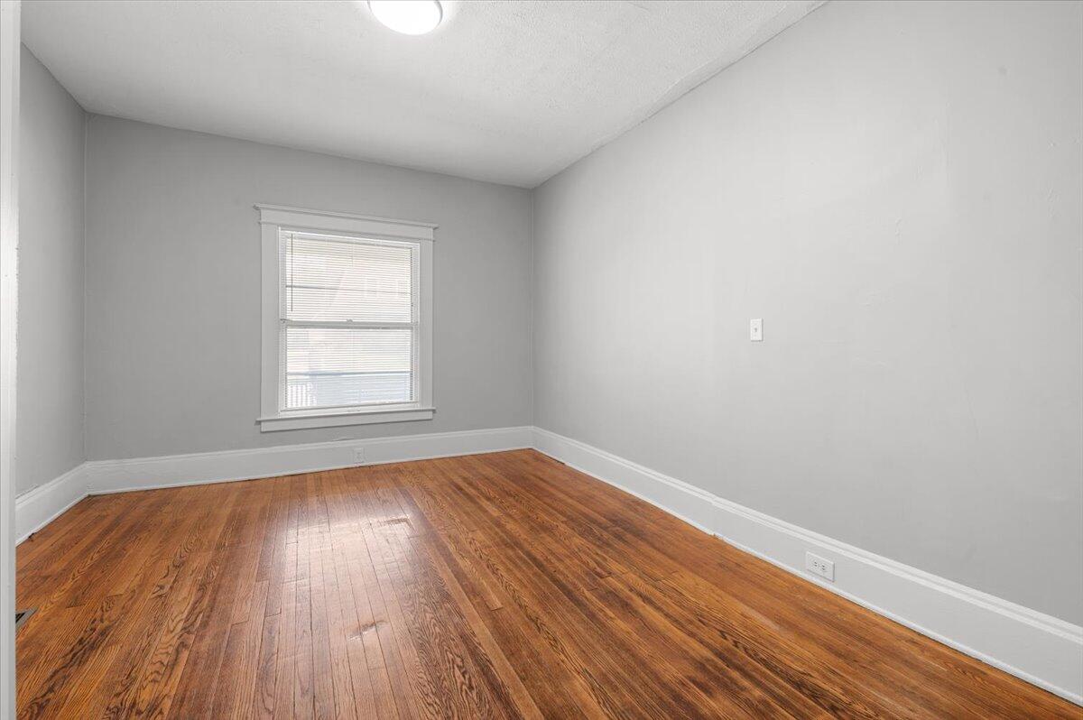 631 Paris Avenue SE Grand Rapids MI 49503