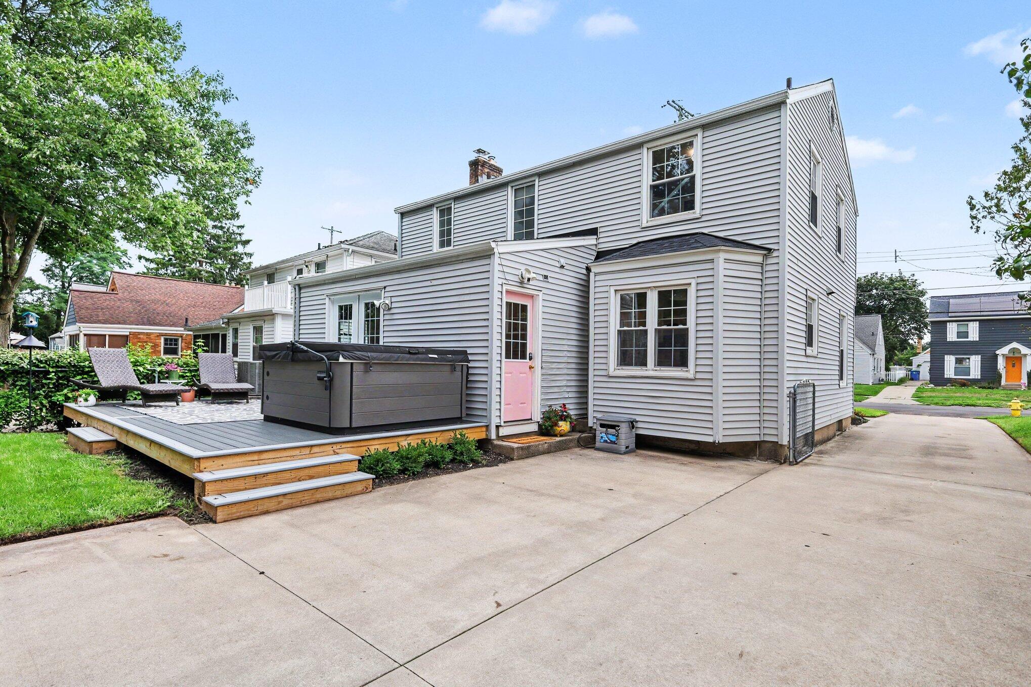 636 Hoyt Street SE Grand Rapids MI 49507
