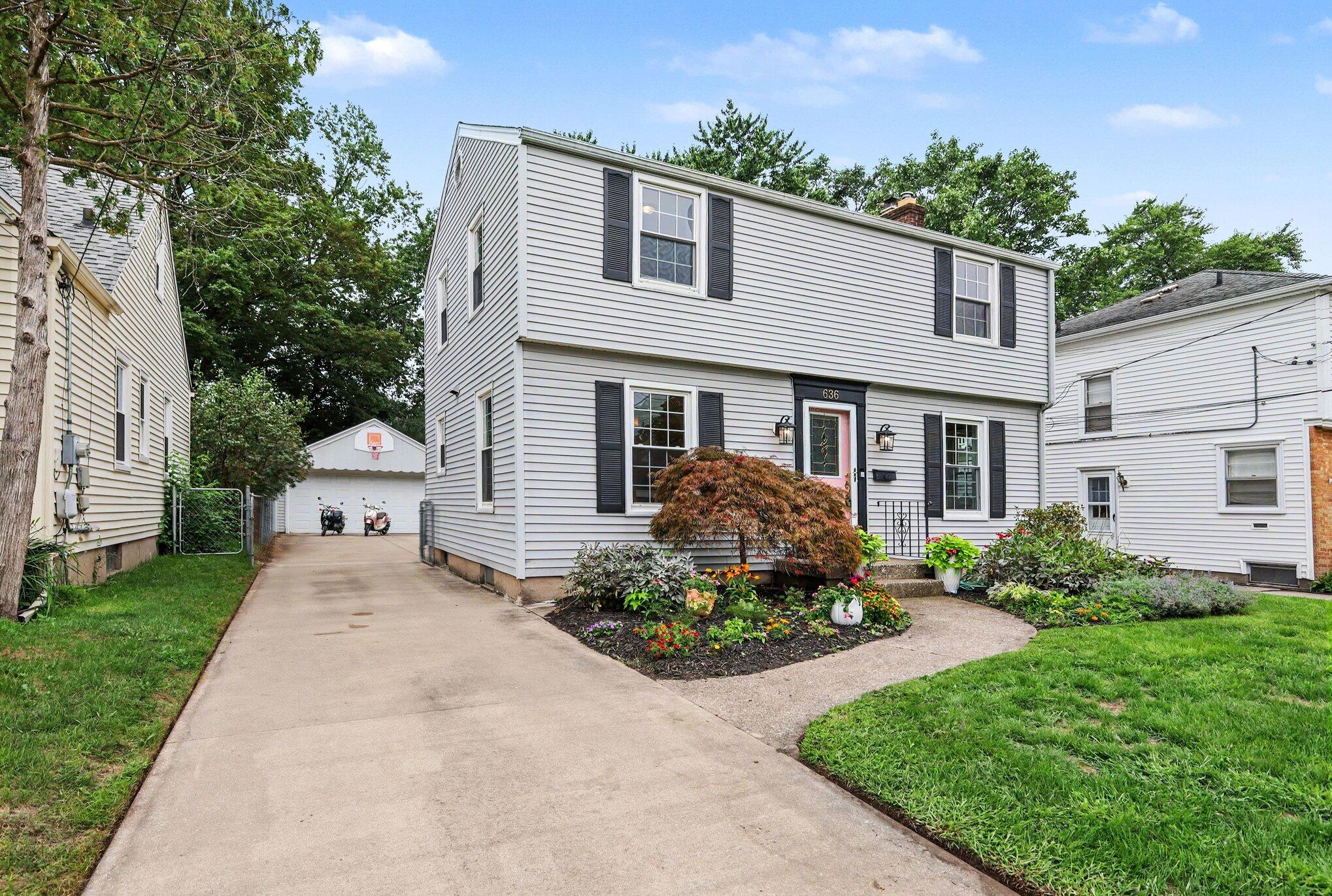 636 Hoyt Street SE Grand Rapids MI 49507