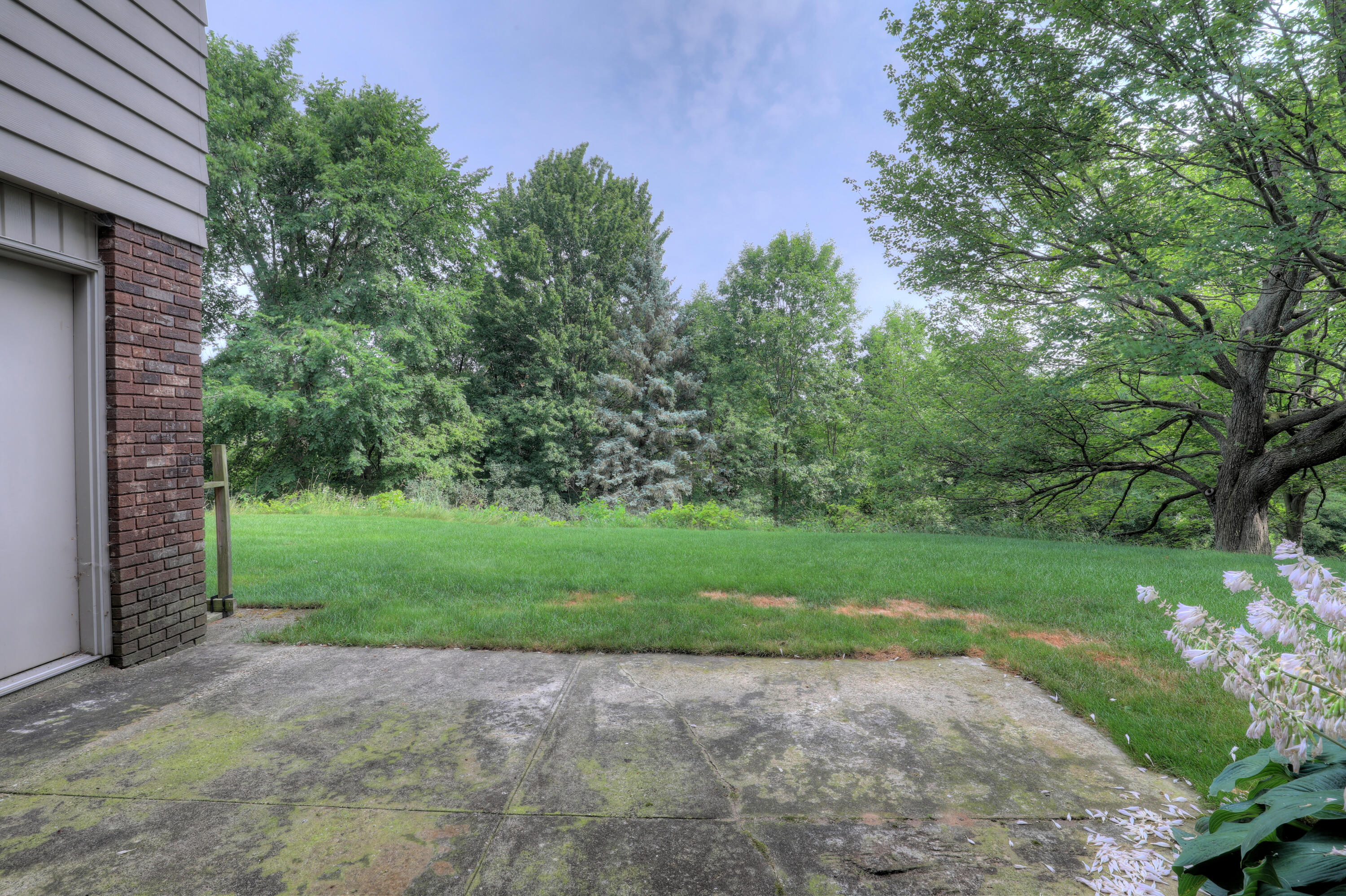 8691 Summit Court Zeeland MI 49464