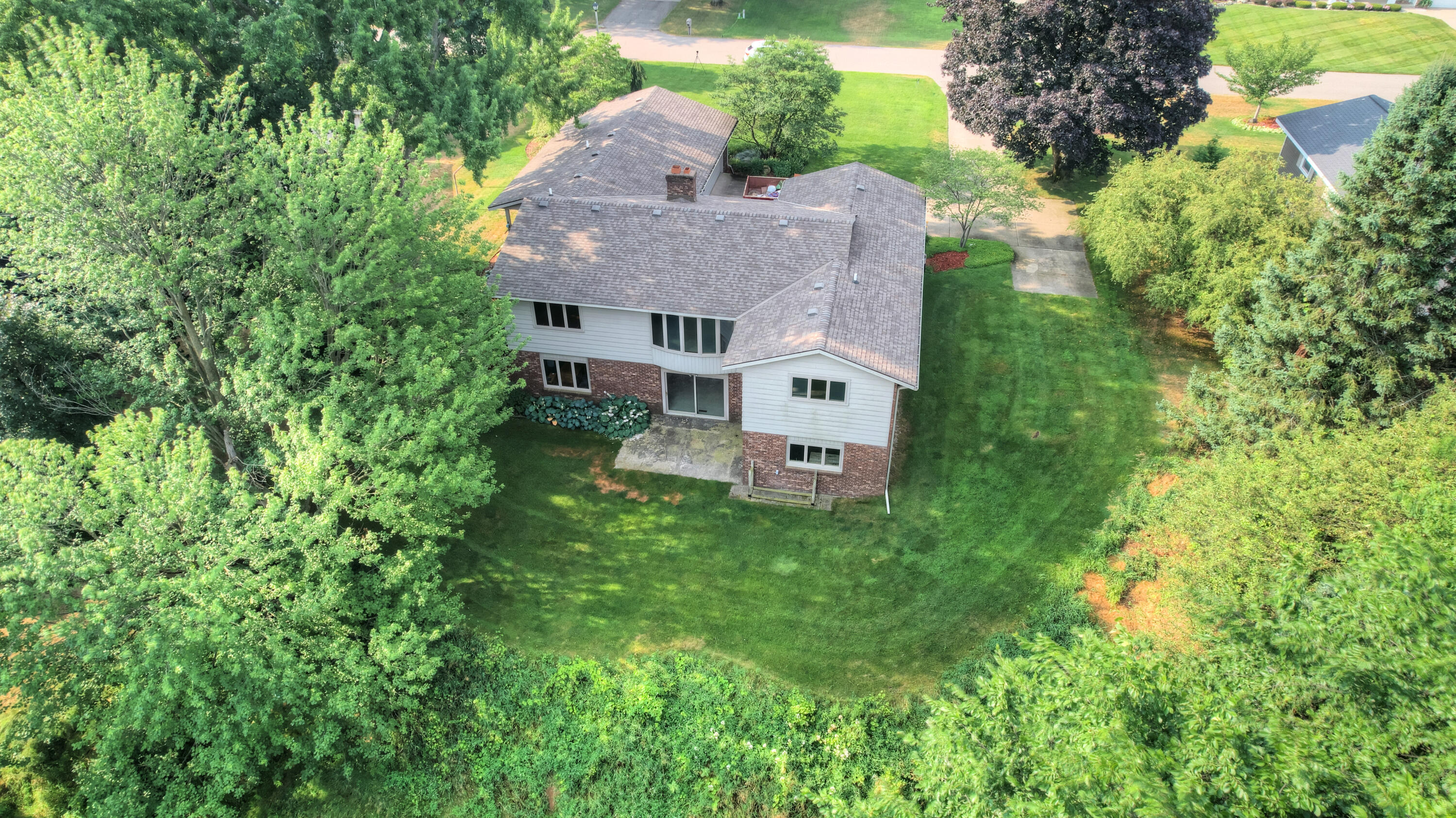 8691 Summit Court Zeeland MI 49464