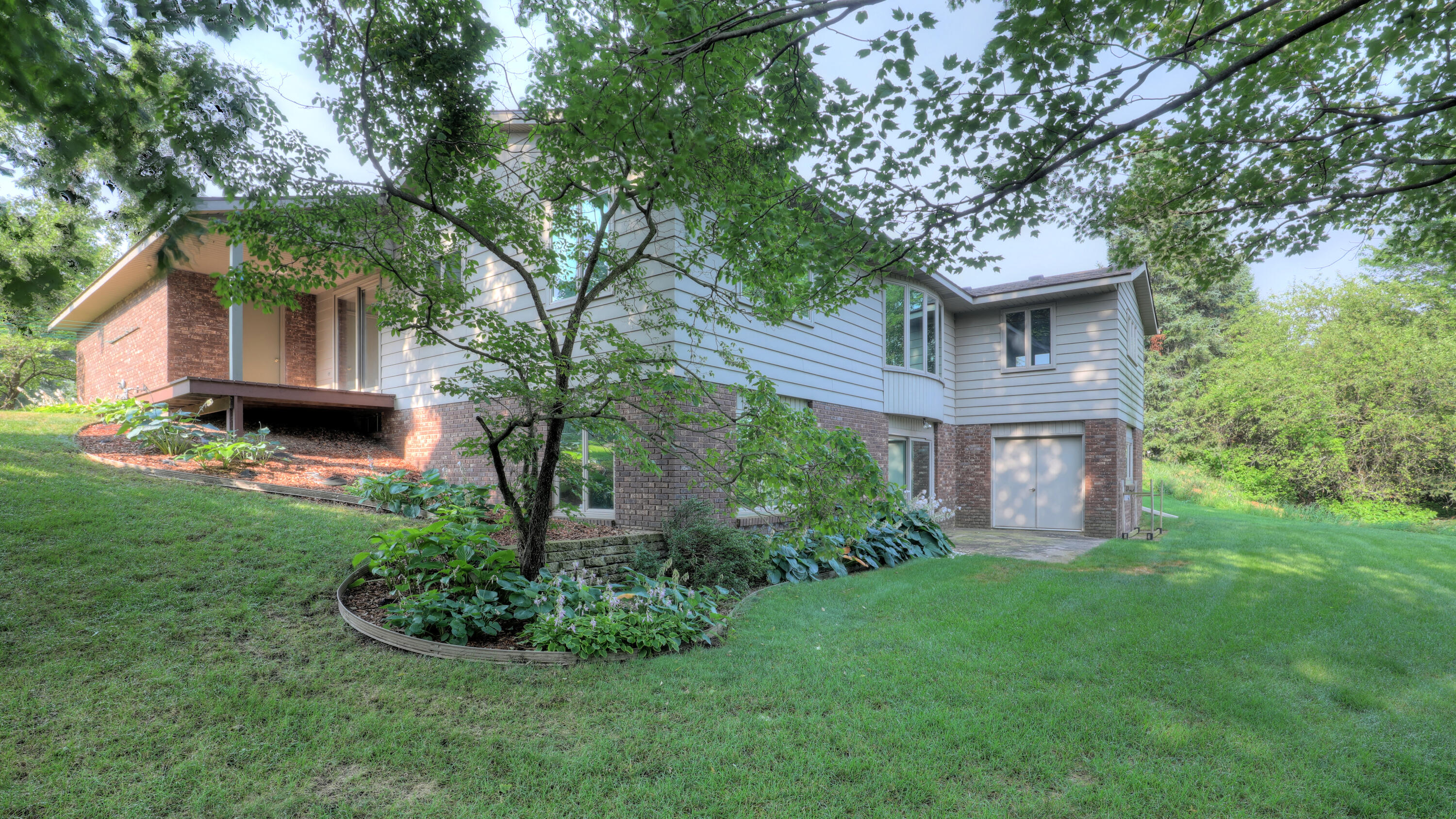 8691 Summit Court Zeeland MI 49464