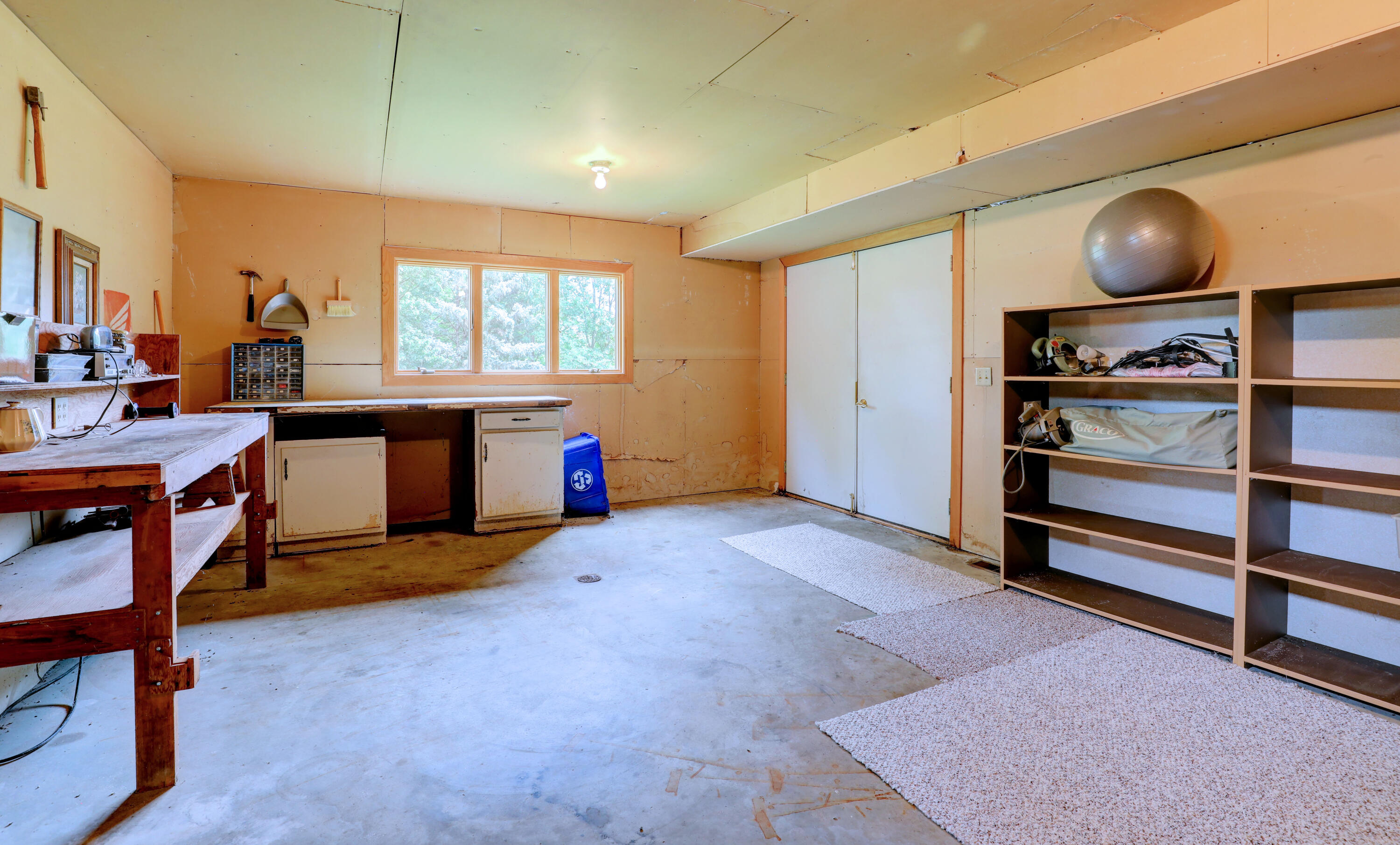 8691 Summit Court Zeeland MI 49464