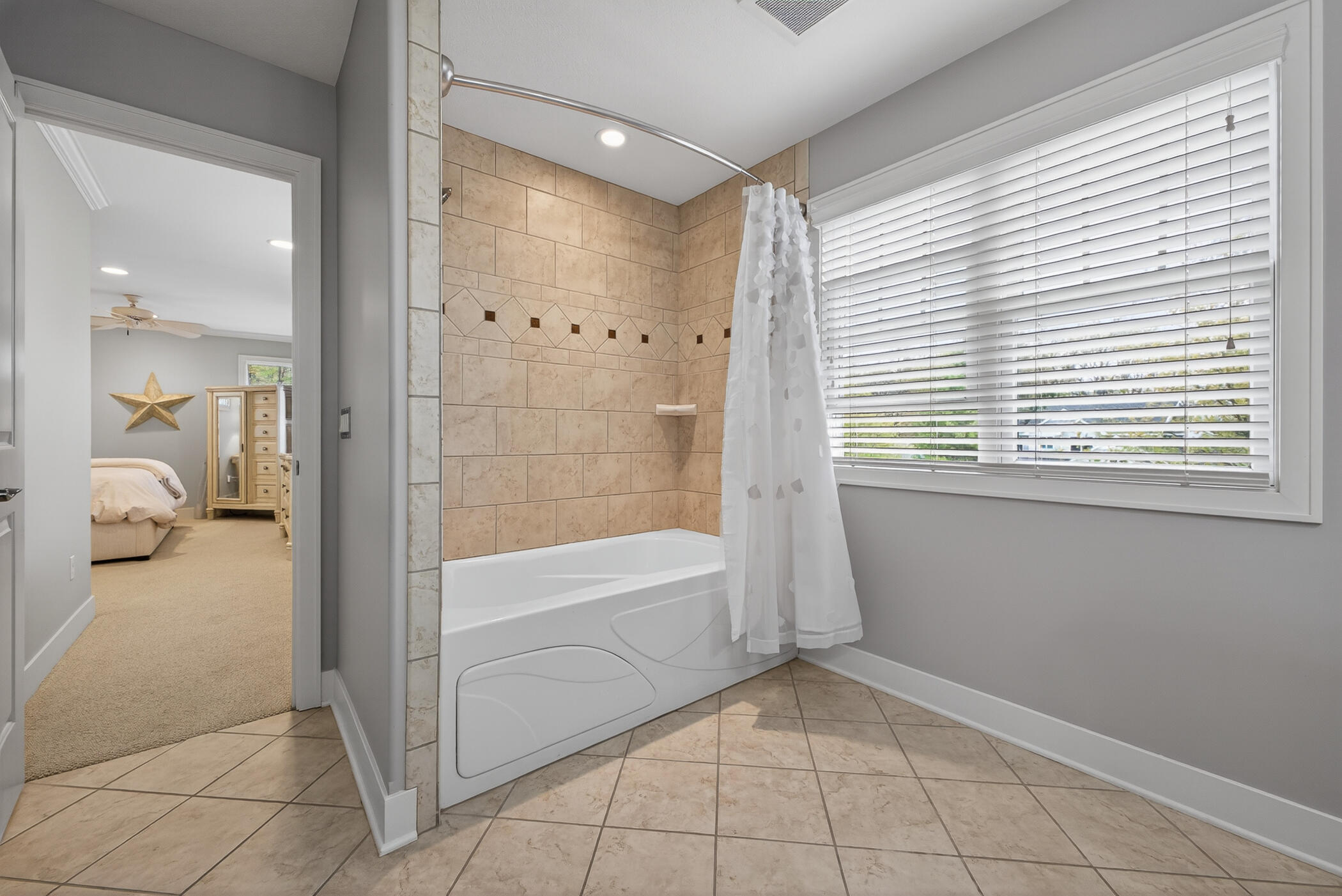 4667 Sundial Drive NE Grand Rapids MI 49525