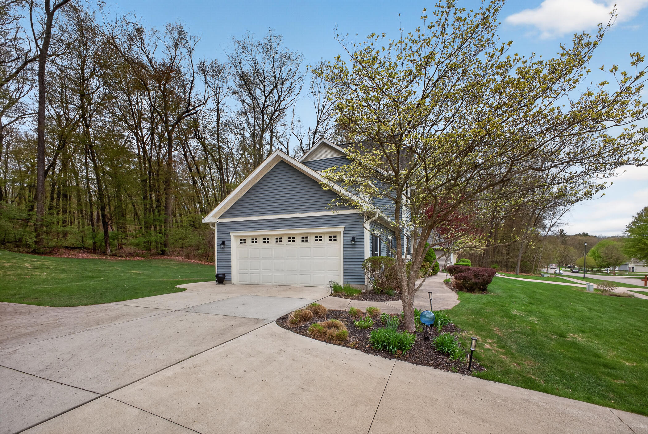 4667 Sundial Drive NE Grand Rapids MI 49525