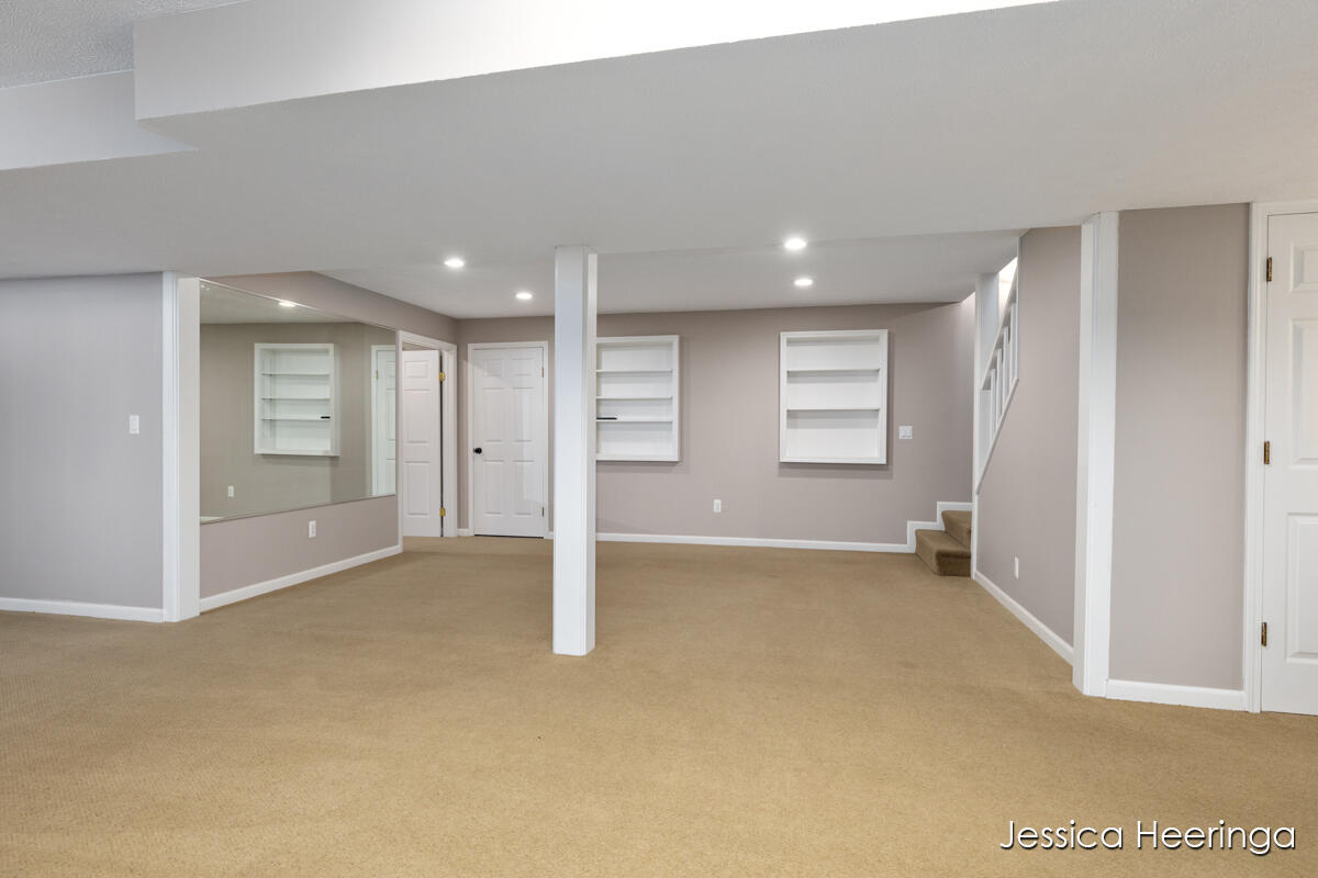 2856 Alger Street SE Grand Rapids MI 49546