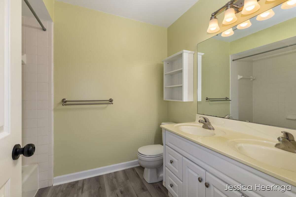 2856 Alger Street SE Grand Rapids MI 49546