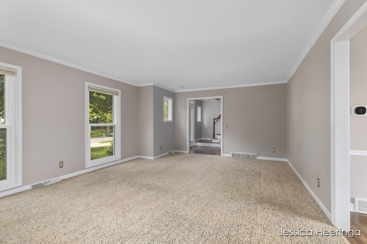 2856 Alger Street SE Grand Rapids MI 49546