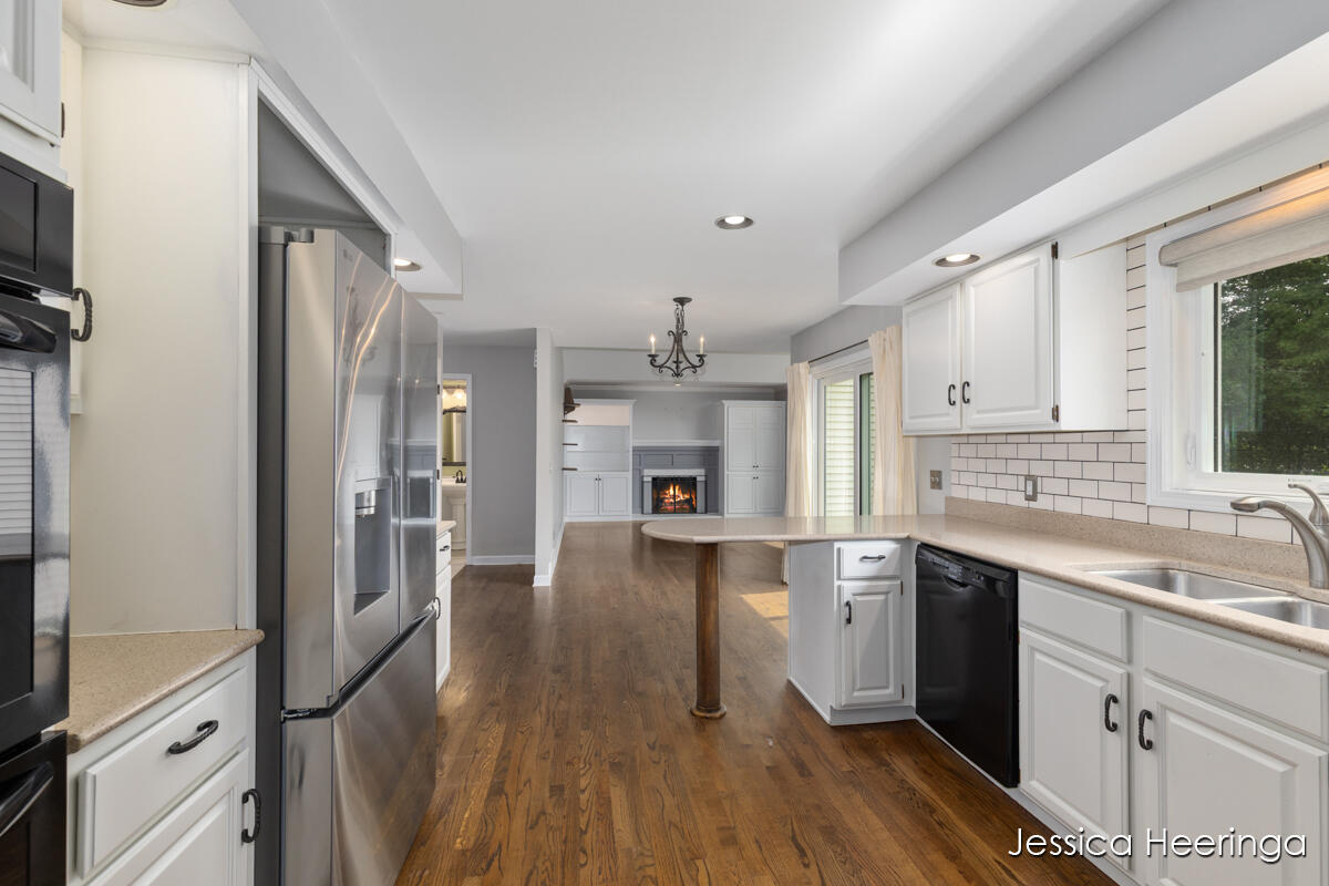 2856 Alger Street SE Grand Rapids MI 49546