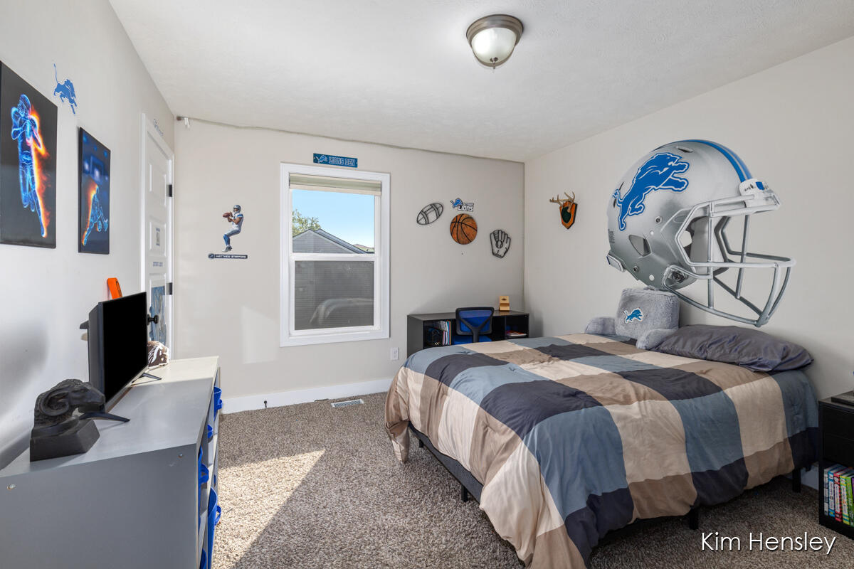 9413 Sunset Ridge Drive NE Rockford MI 49341