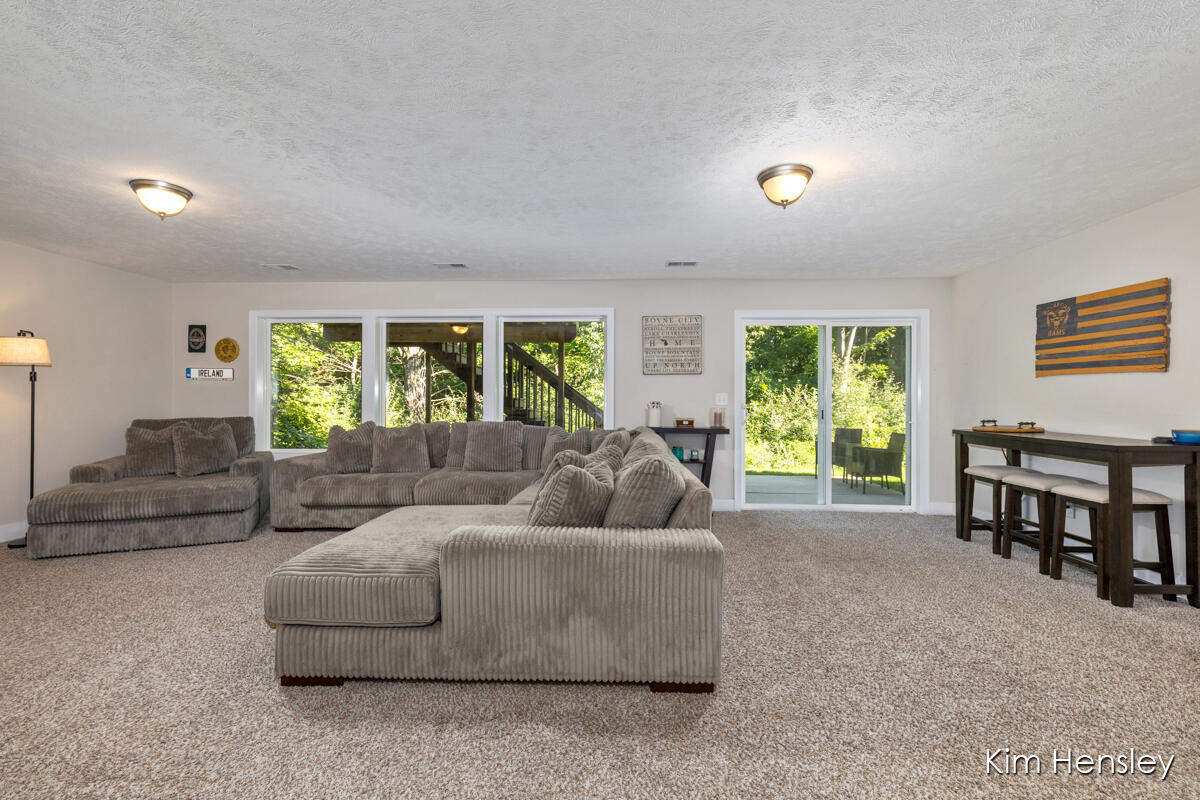 9413 Sunset Ridge Drive NE Rockford MI 49341