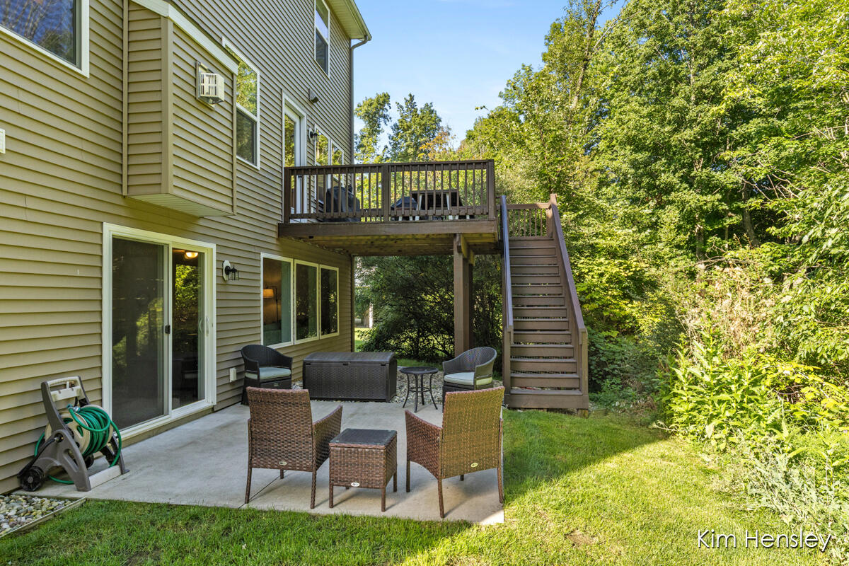 9413 Sunset Ridge Drive NE Rockford MI 49341