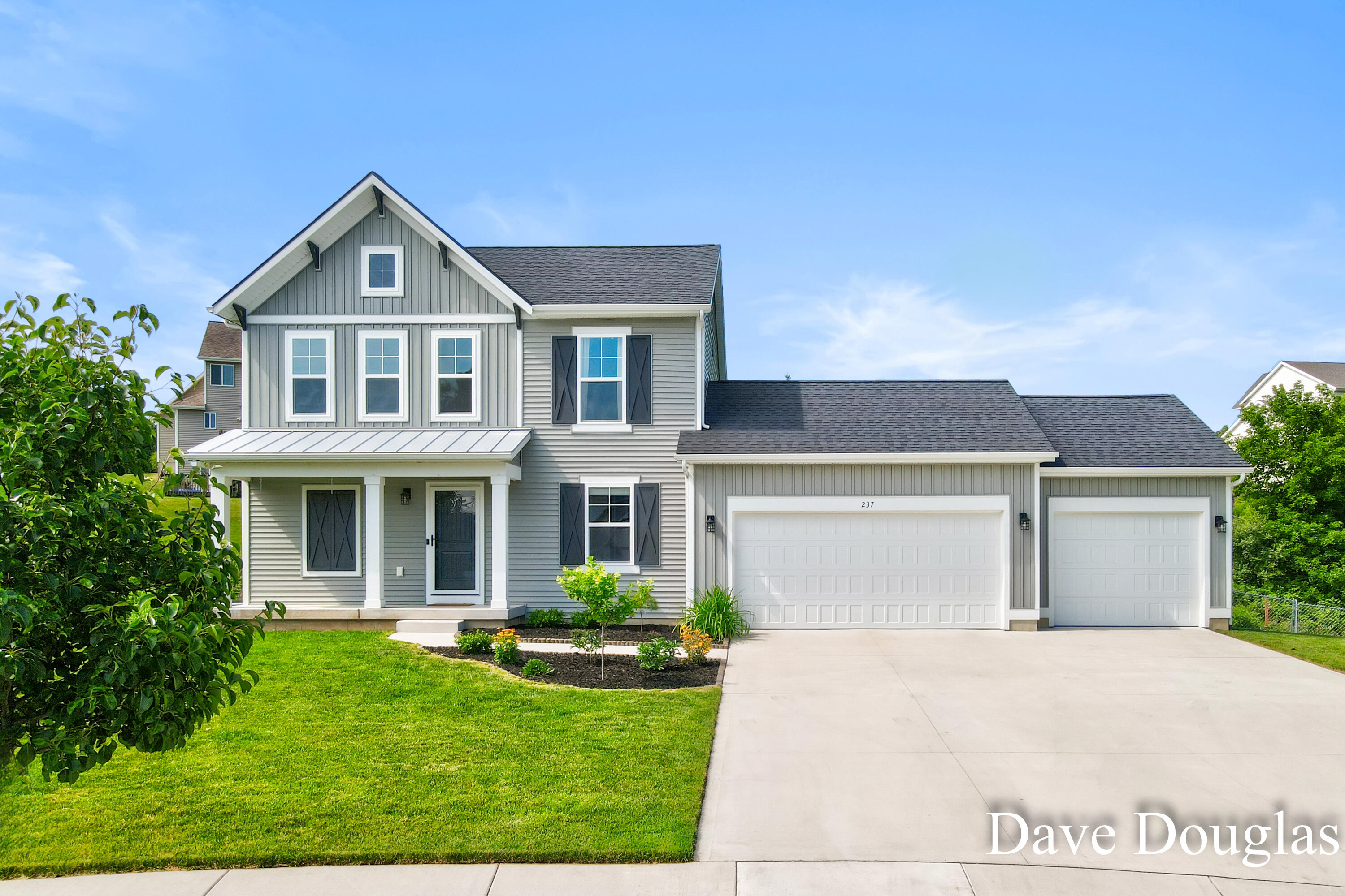 237 Young Court Rockford MI 49341