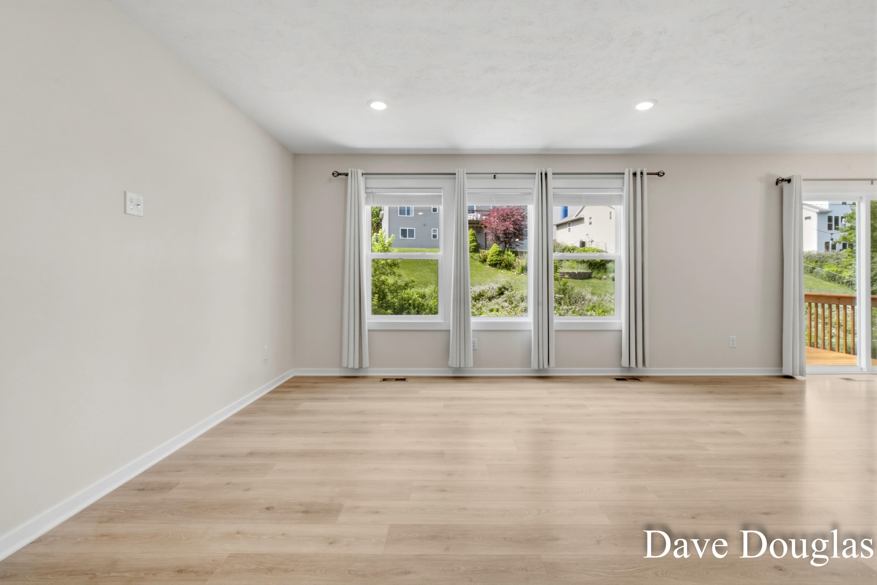 237 Young Court Rockford MI 49341