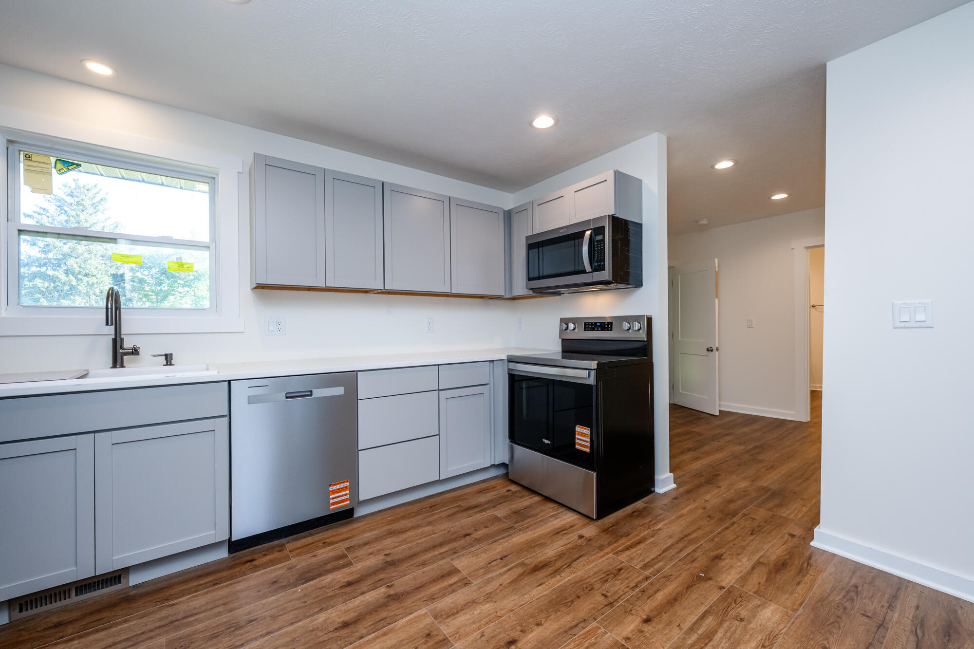 6027 Superior Street Coloma MI 49038