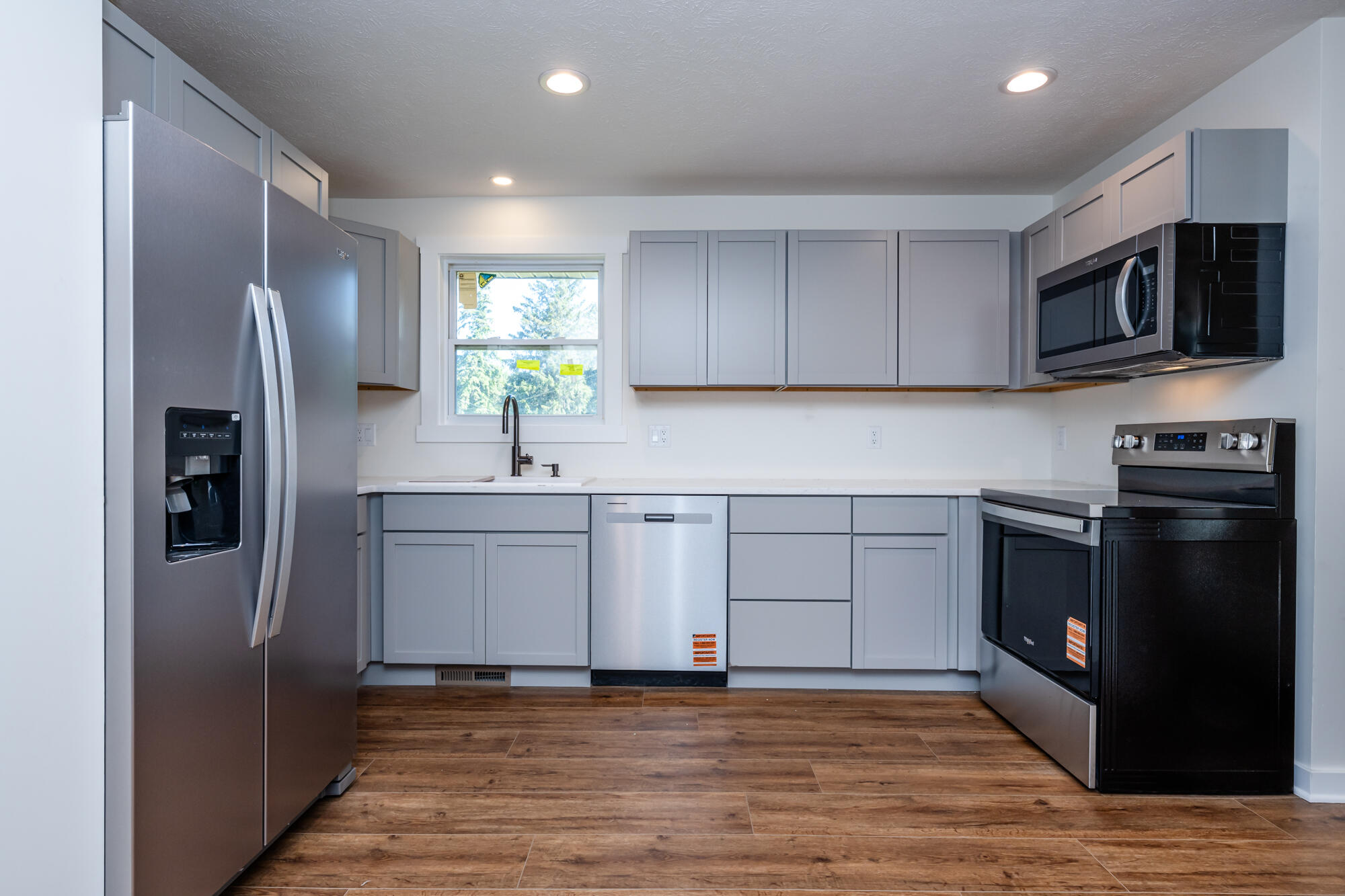 6027 Superior Street Coloma MI 49038