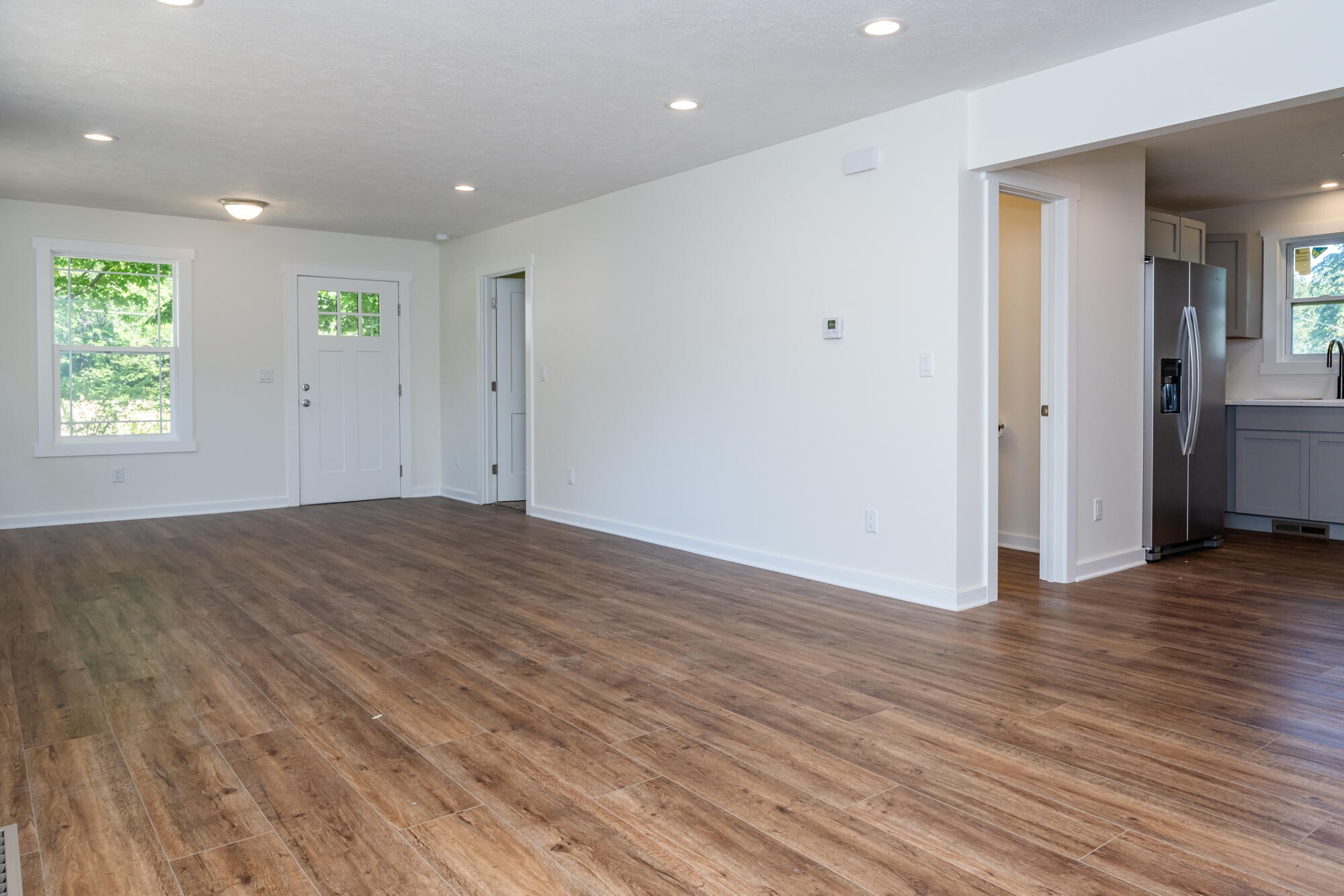 6027 Superior Street Coloma MI 49038