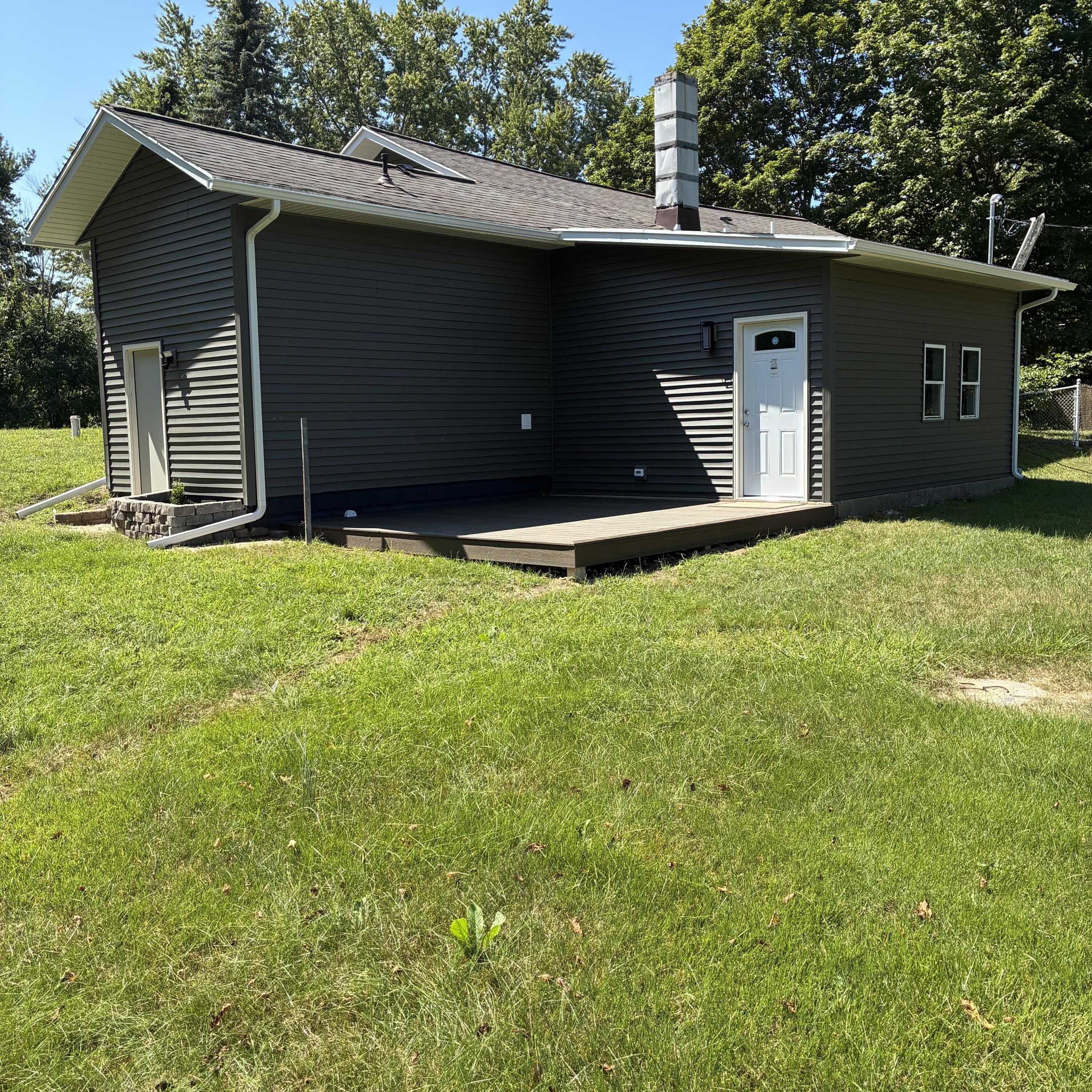6027 Superior Street Coloma MI 49038
