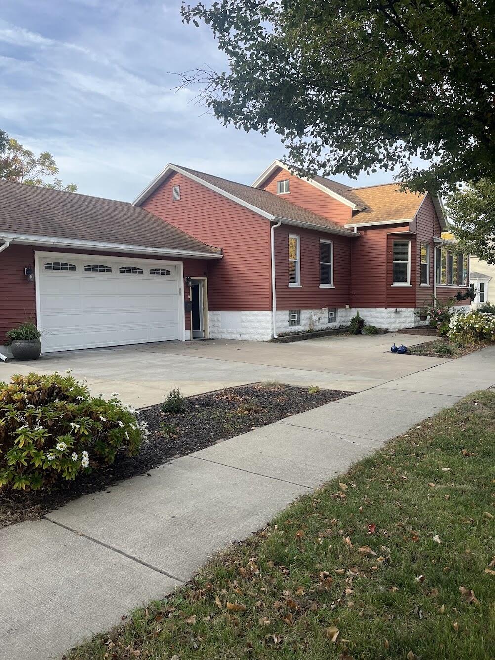 412 N 5th Street Grand Haven MI 49417