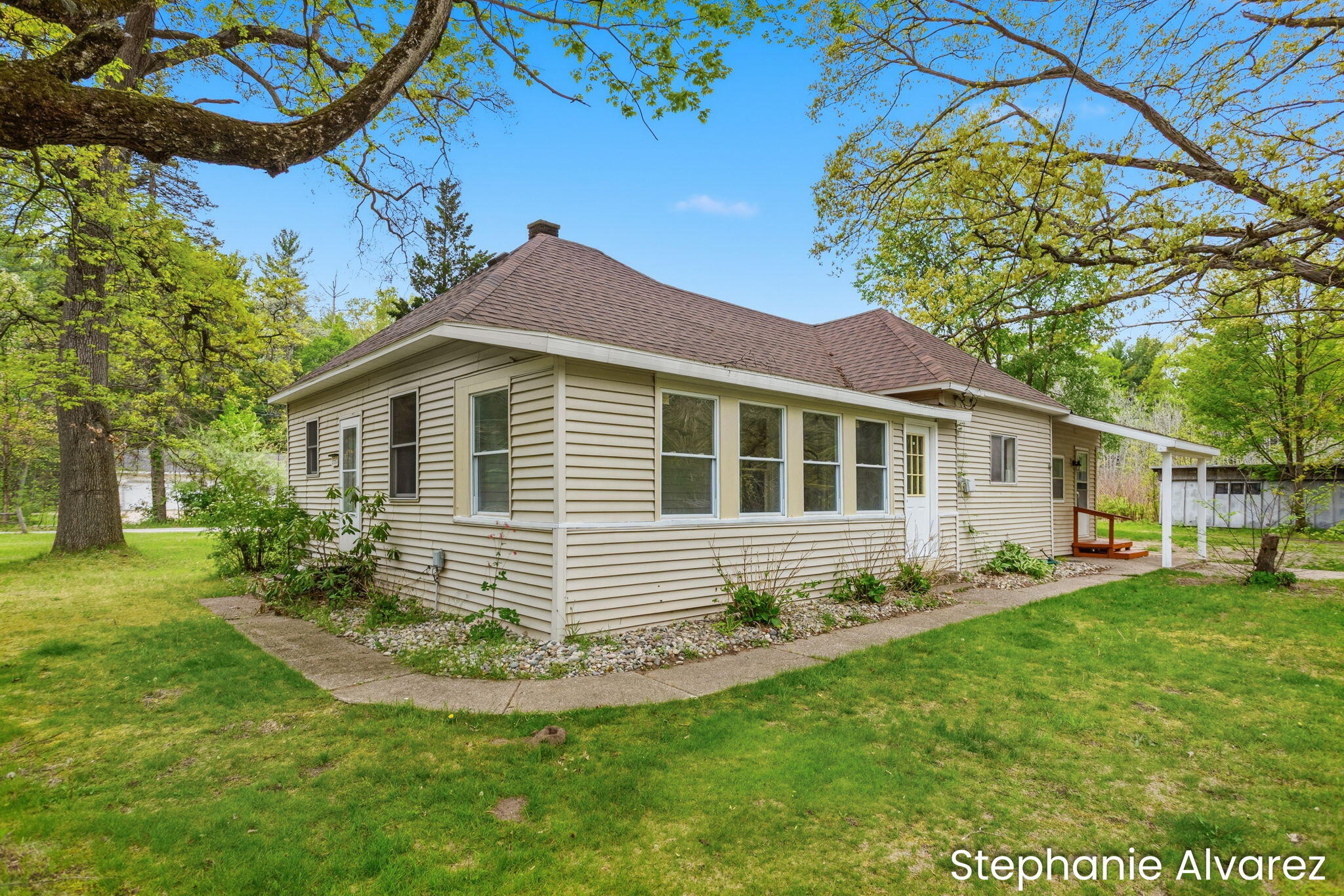 1560 E Mcmillan Road Muskegon MI 49445