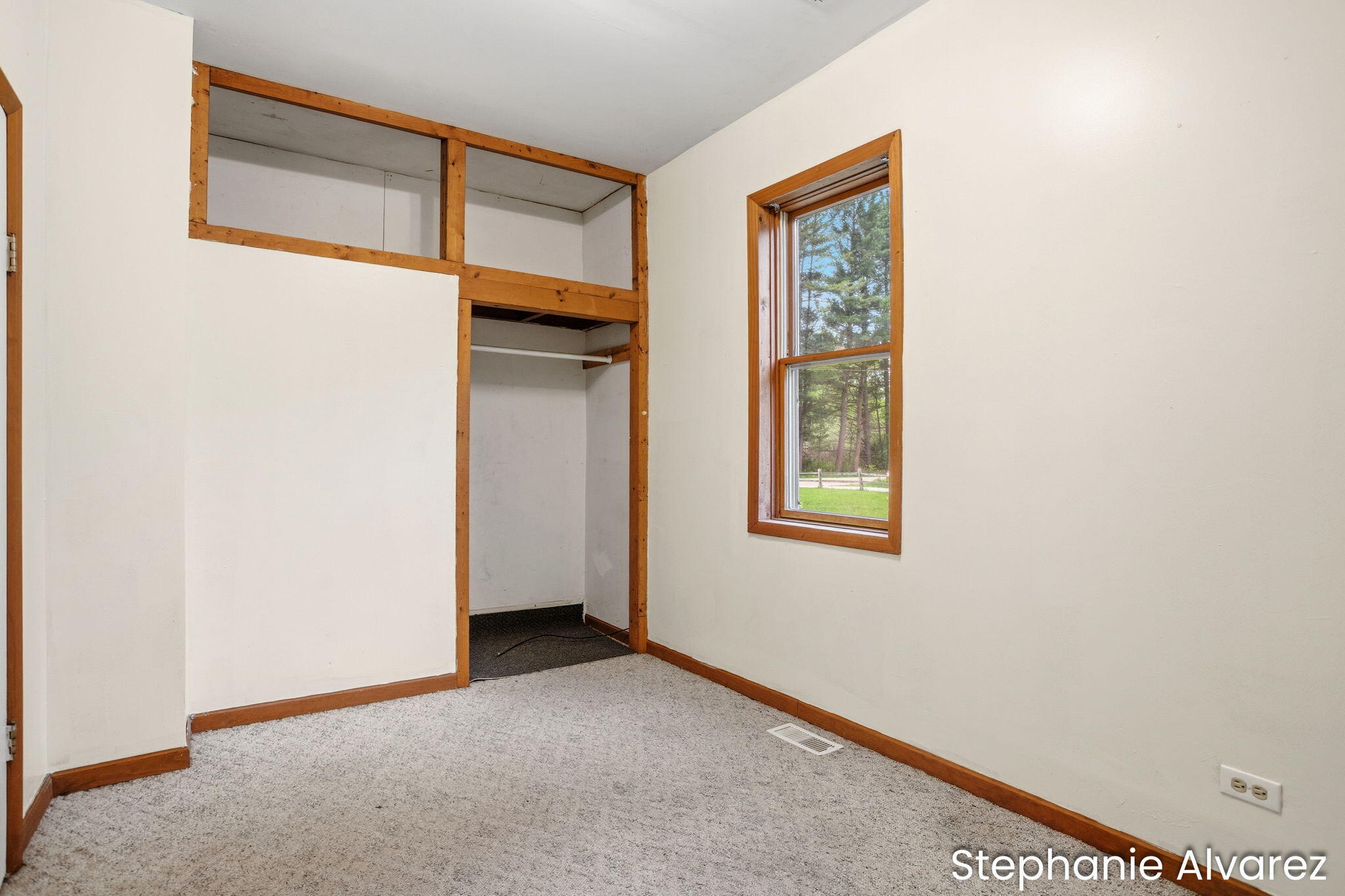 1560 E Mcmillan Road Muskegon MI 49445