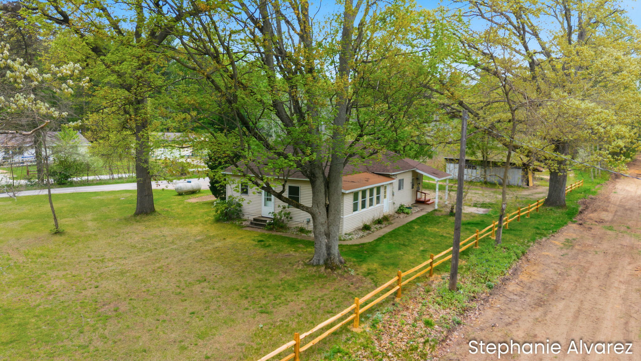 1560 E Mcmillan Road Muskegon MI 49445