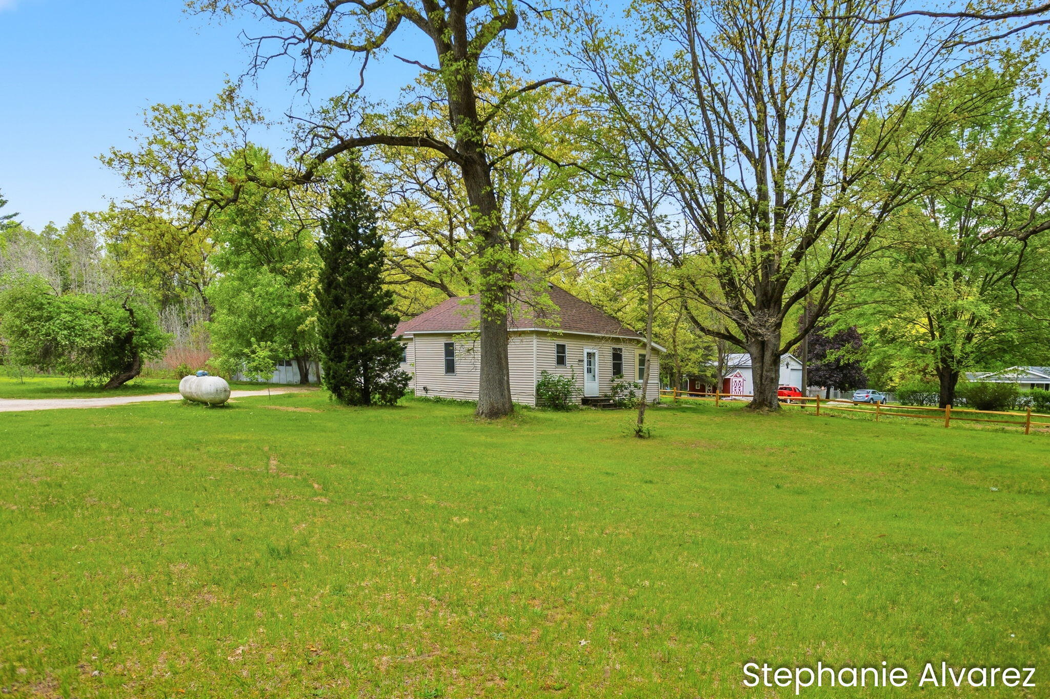 1560 E Mcmillan Road Muskegon MI 49445