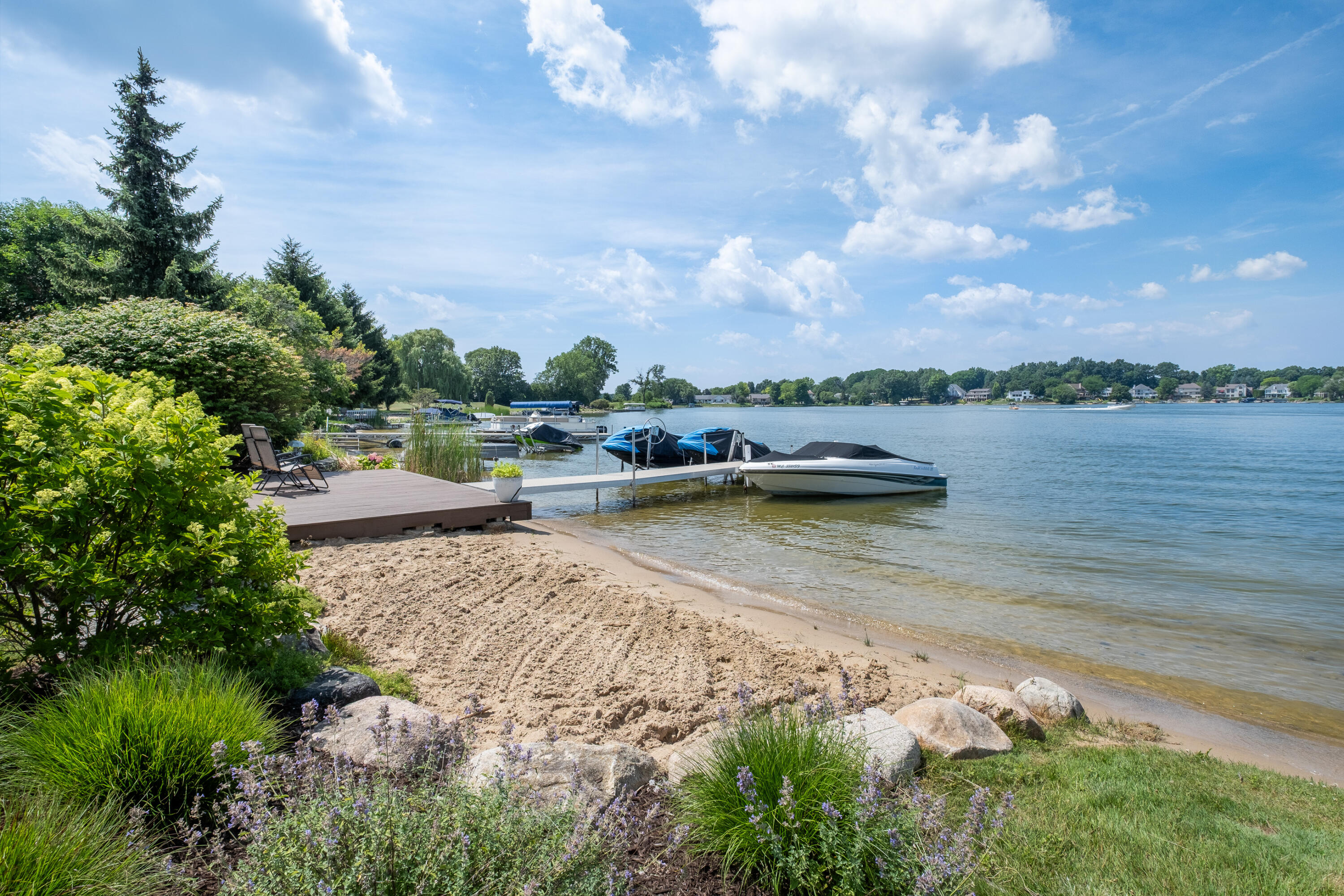 6189 Belding Road NE Rockford MI 49341