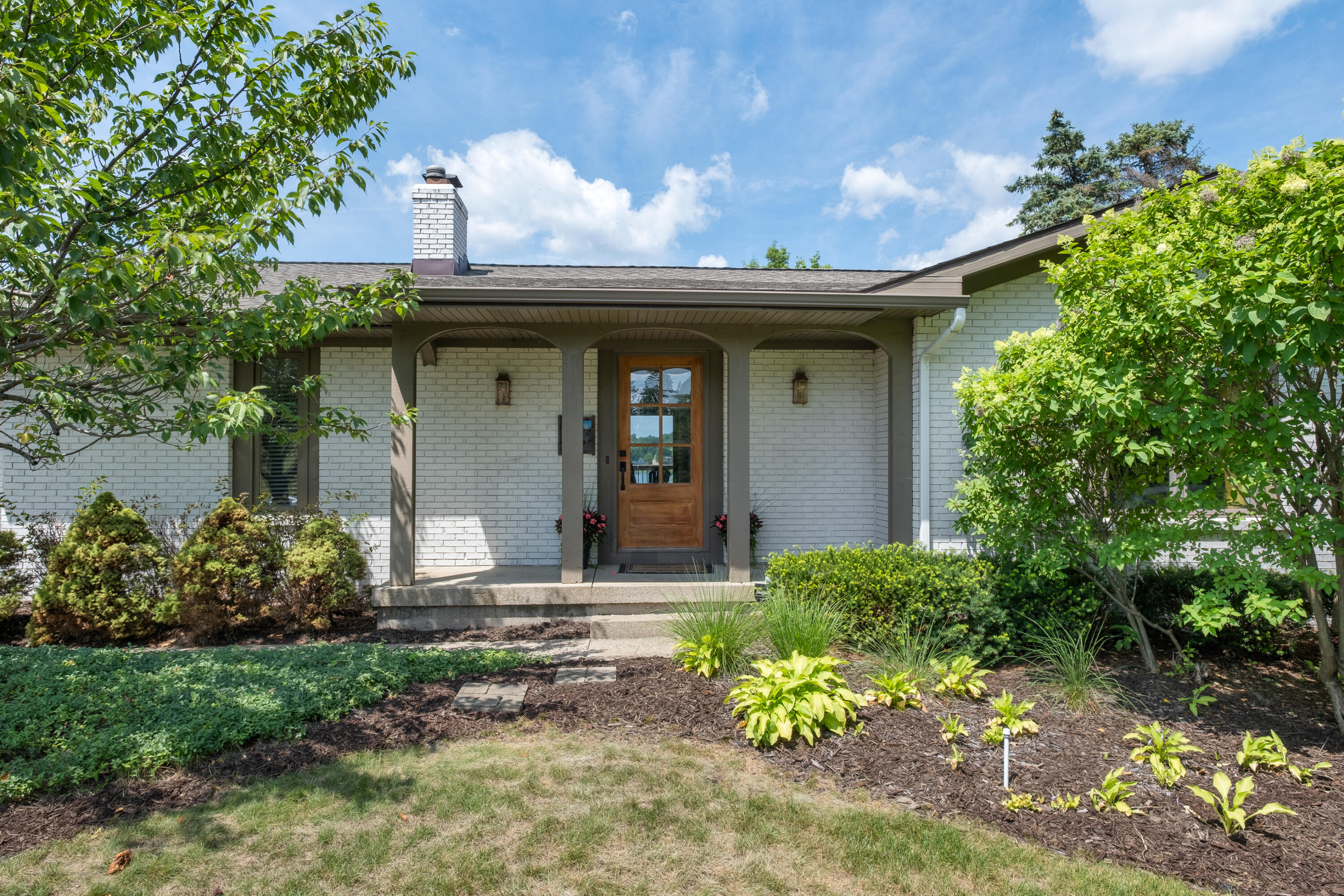 6189 Belding Road NE Rockford MI 49341